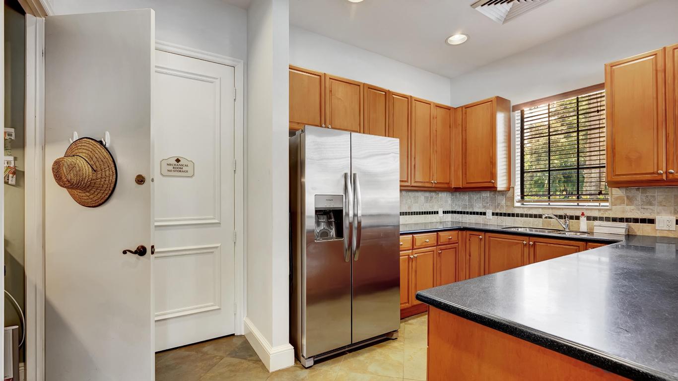 7938 Jewelwood Dr Drive