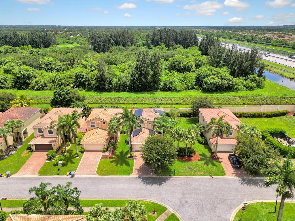 7938 Jewelwood Dr Drive