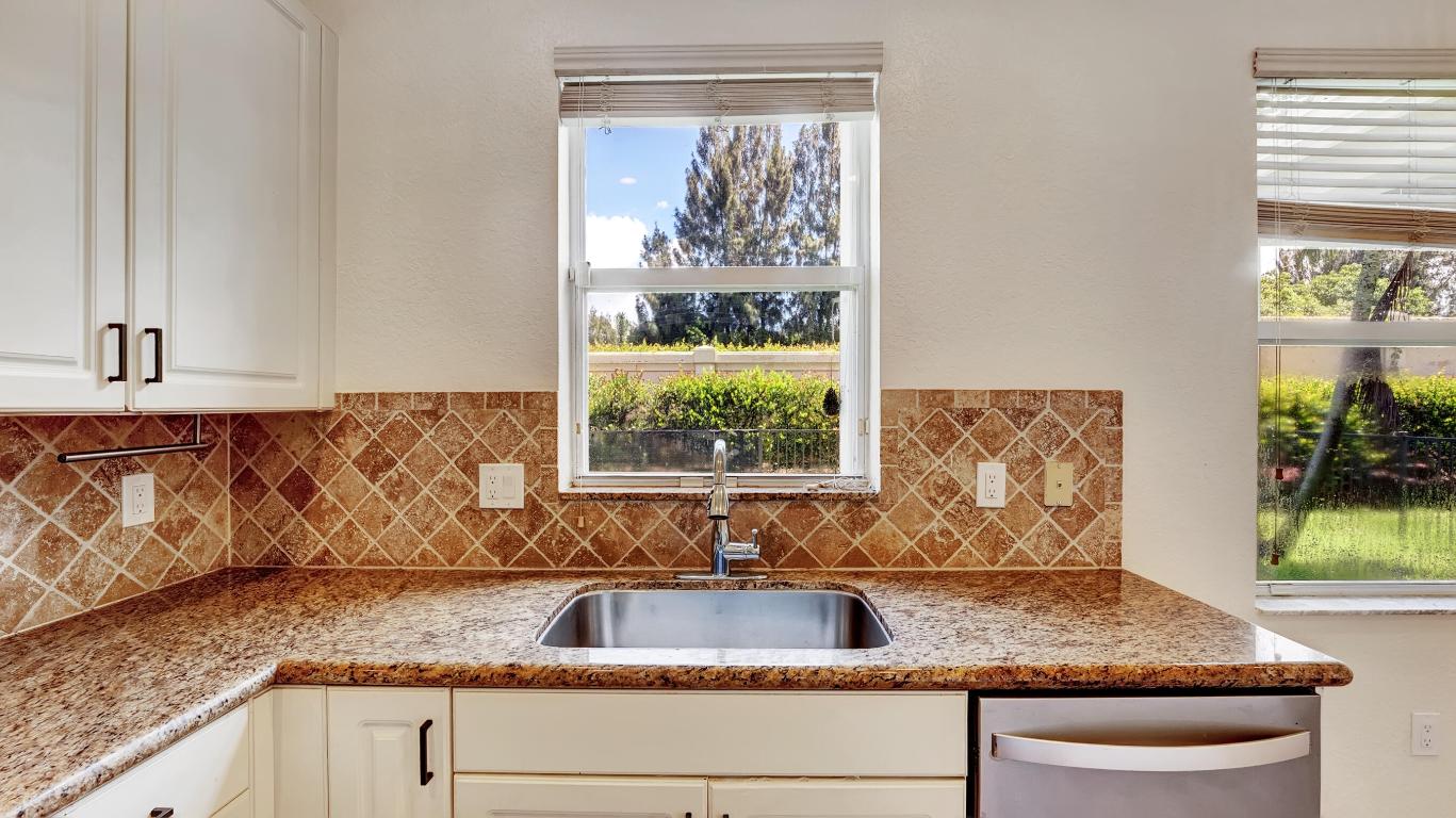 7938 Jewelwood Dr Drive