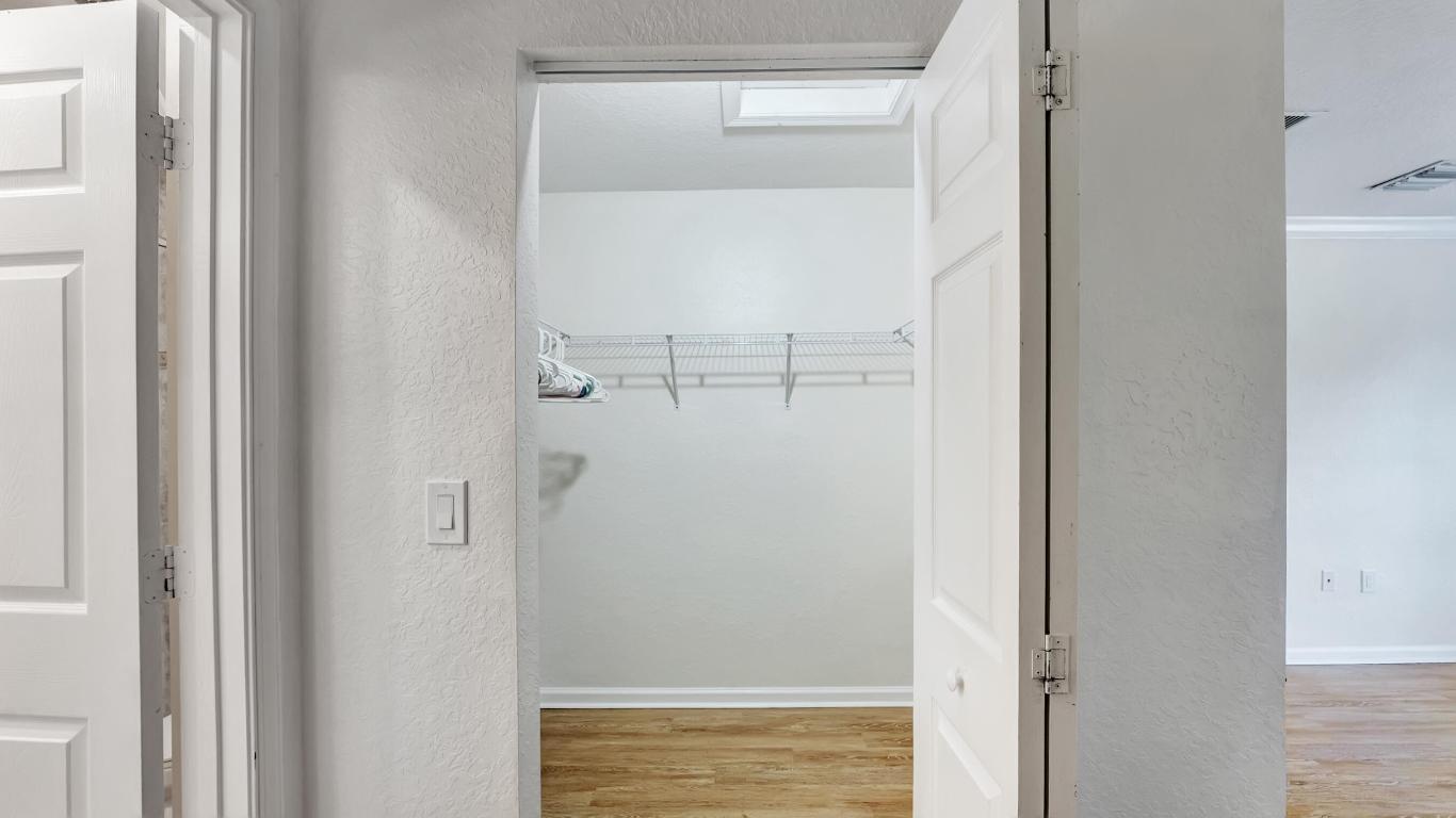 7938 Jewelwood Dr Drive