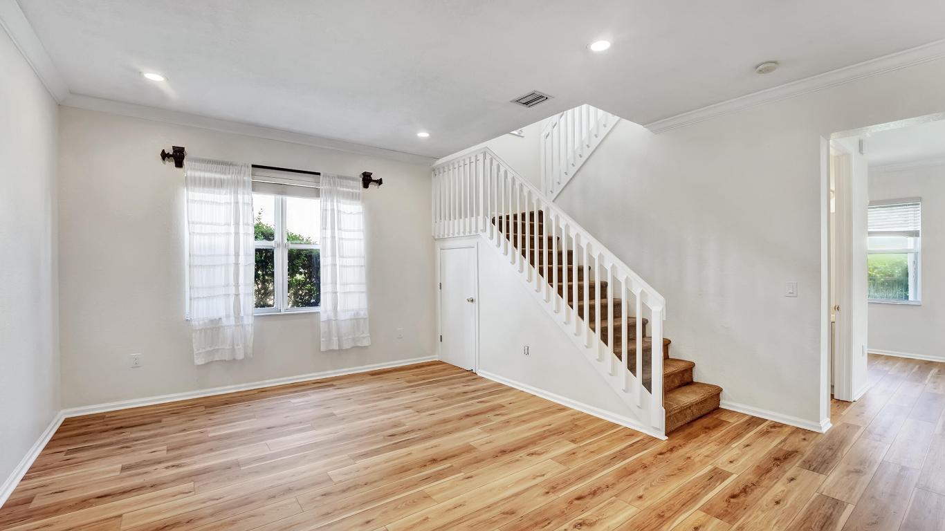 7938 Jewelwood Dr Drive