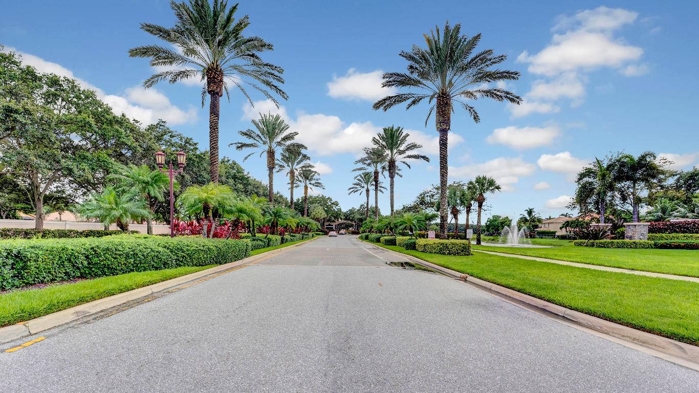 7938 Jewelwood Dr Drive