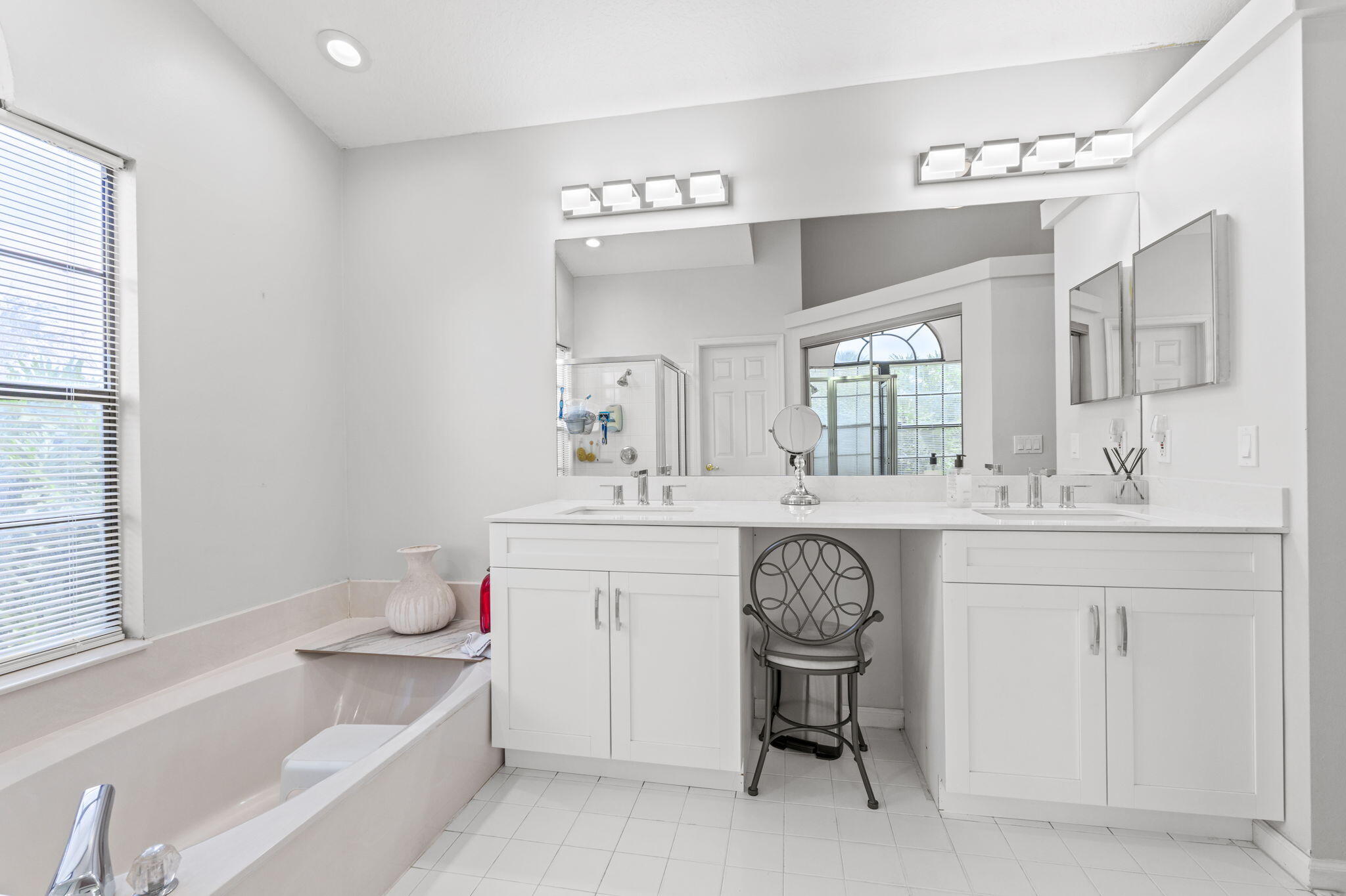 9055 Cypress Hollow Drive