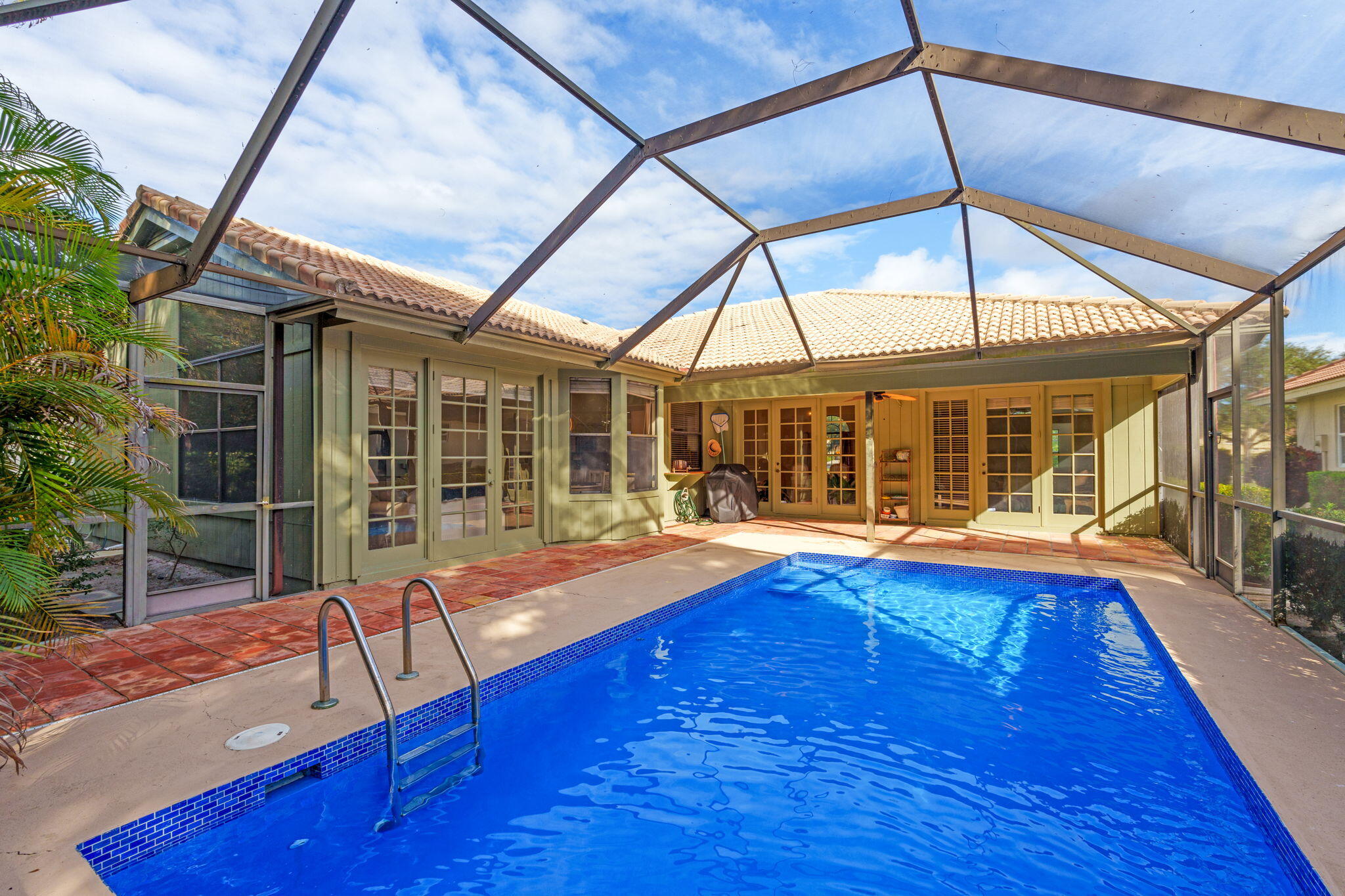 9055 Cypress Hollow Drive