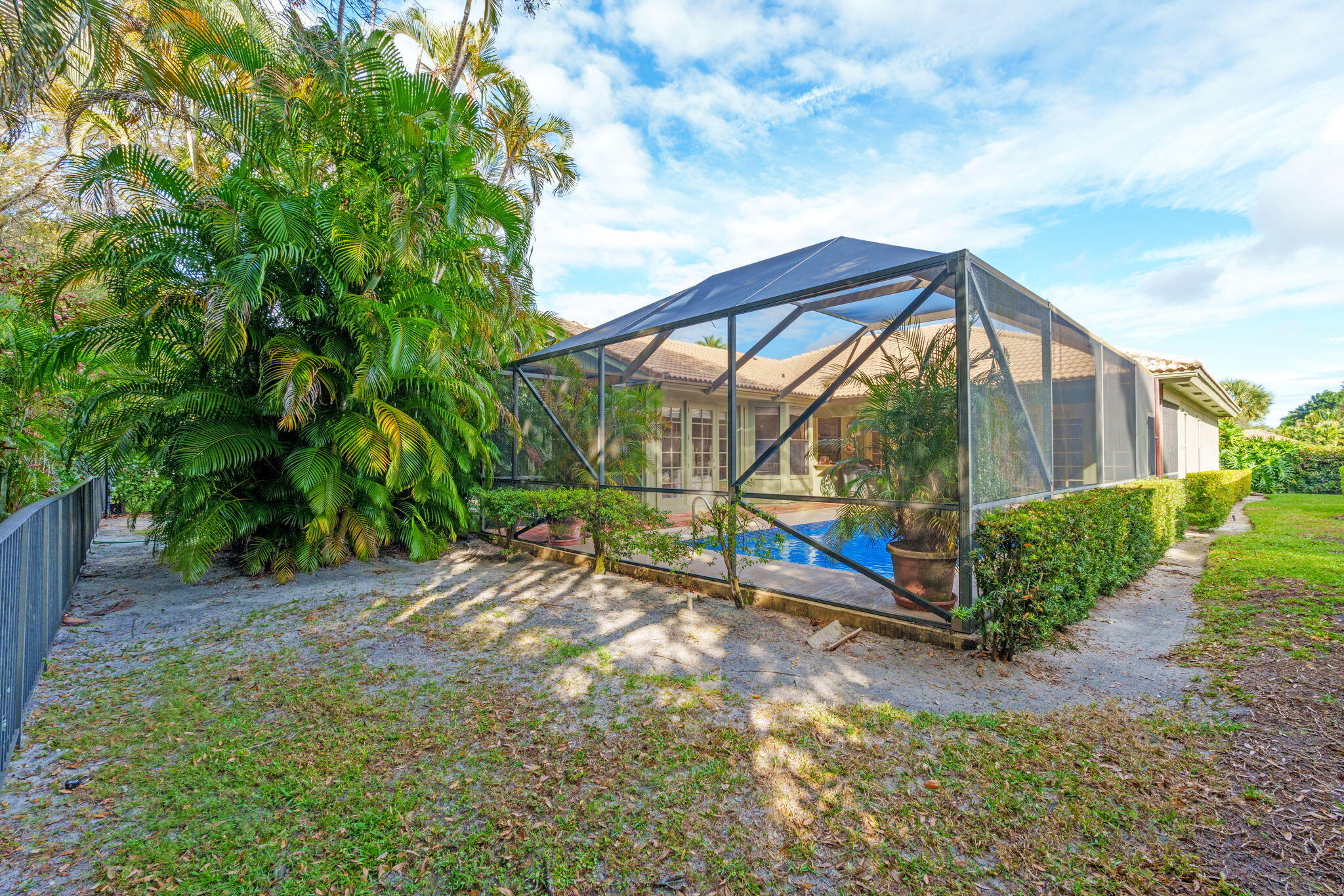 9055 Cypress Hollow Drive
