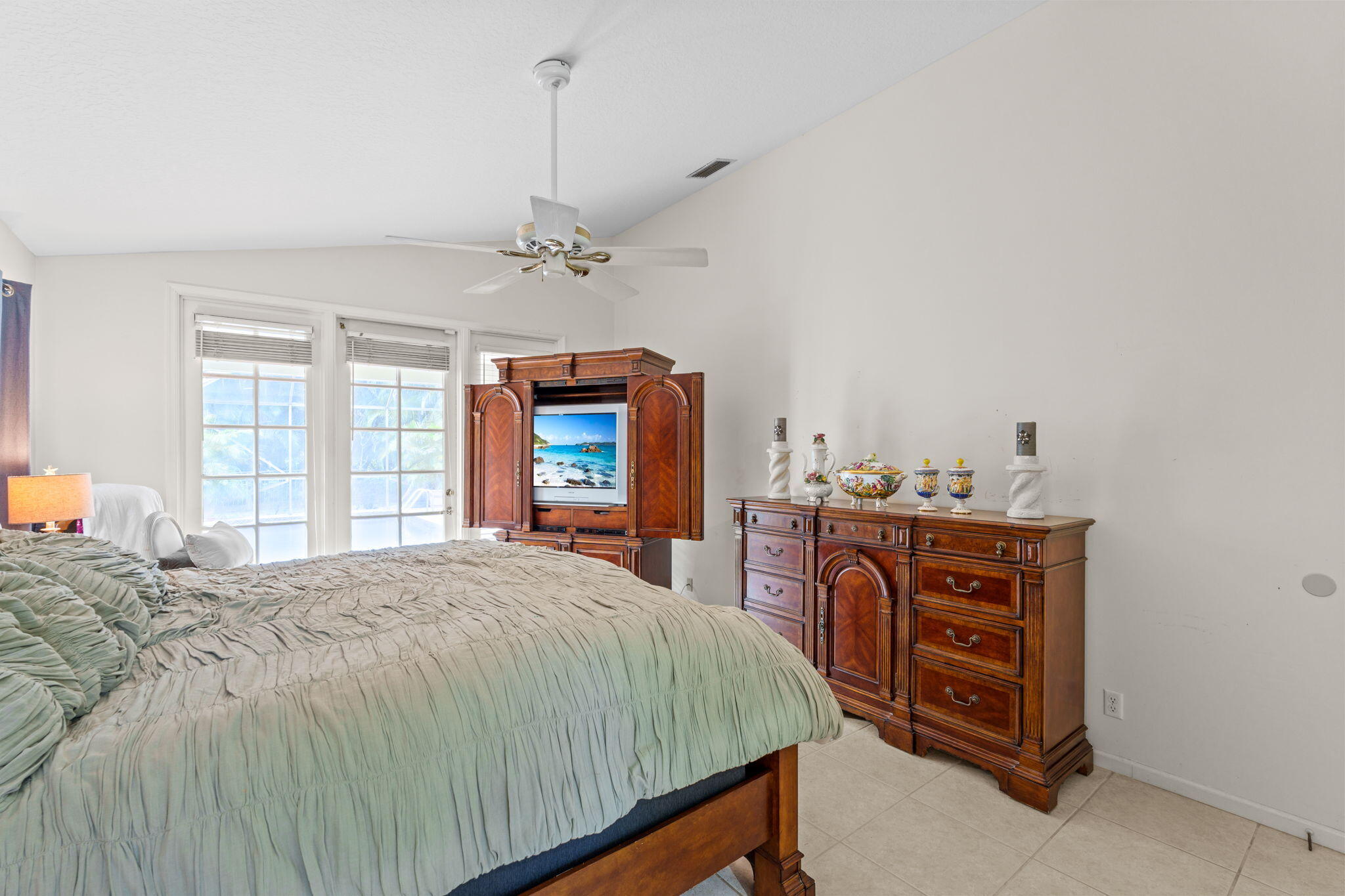 9055 Cypress Hollow Drive