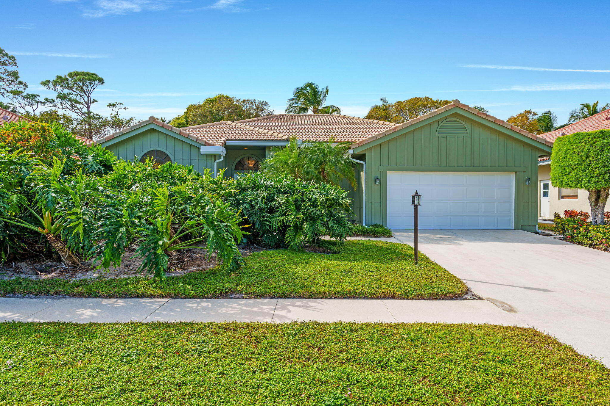 9055 Cypress Hollow Drive
