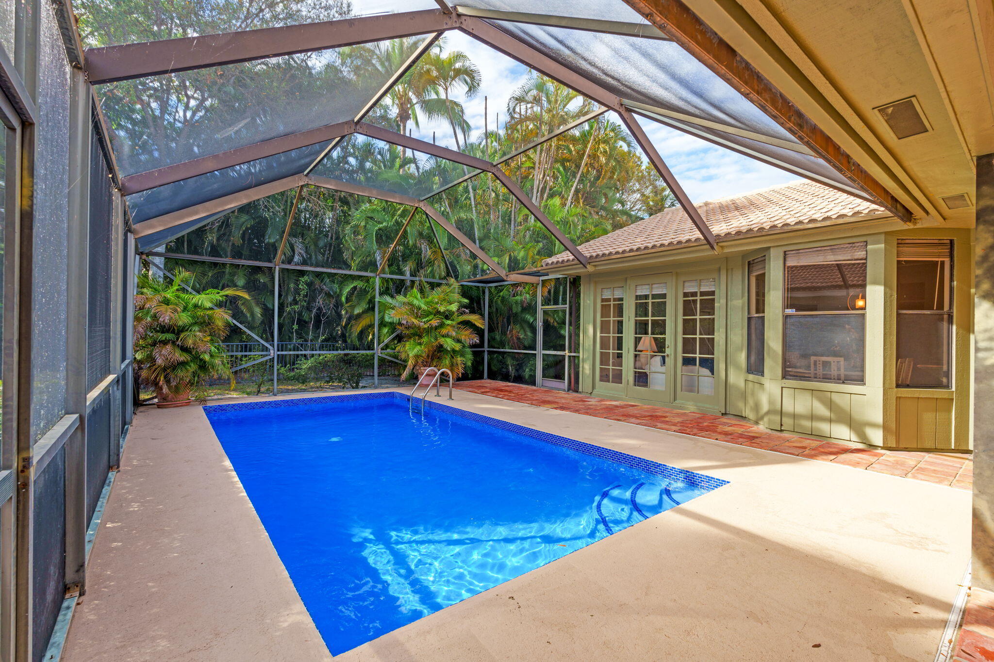 9055 Cypress Hollow Drive