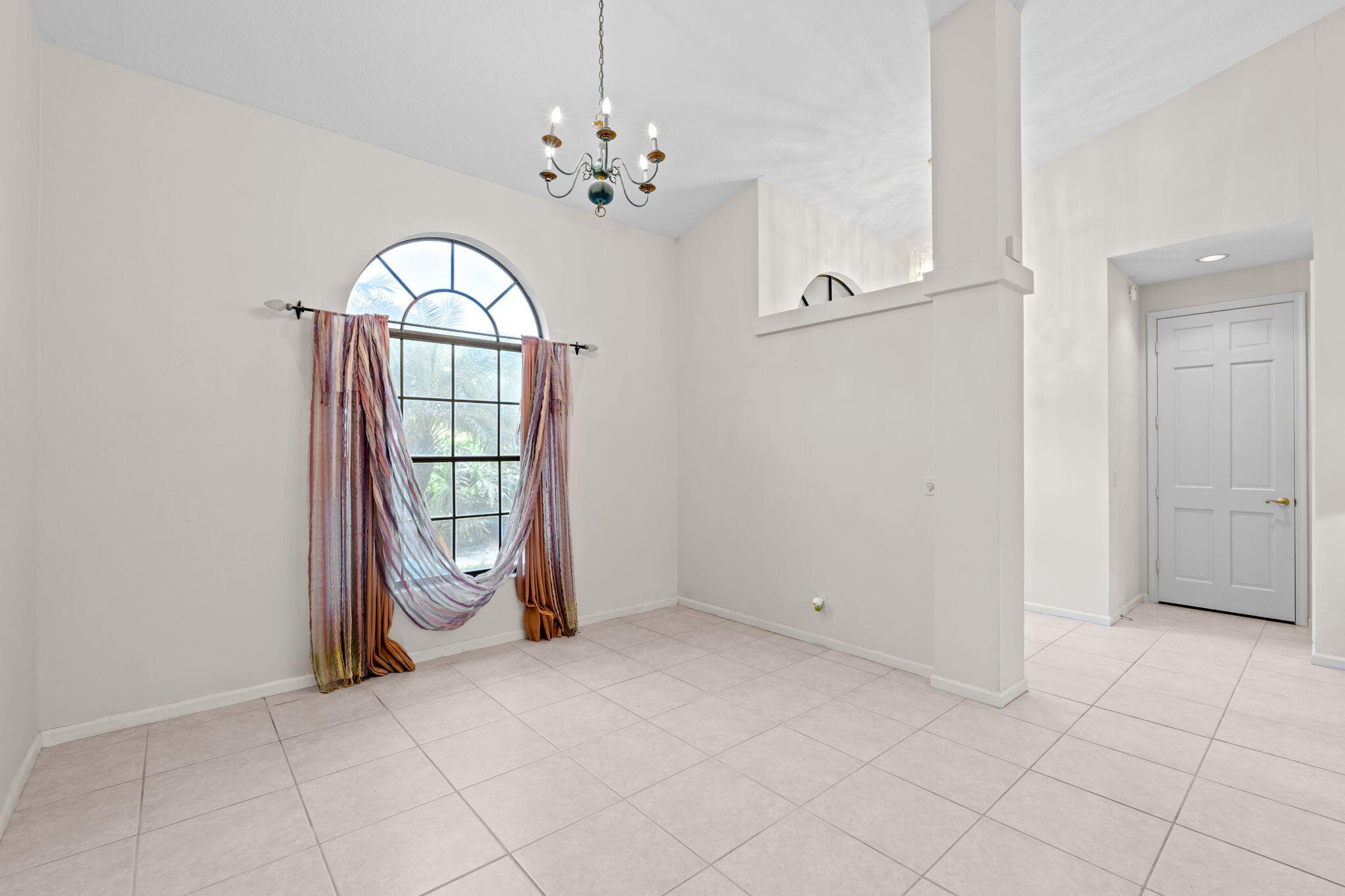 9055 Cypress Hollow Drive