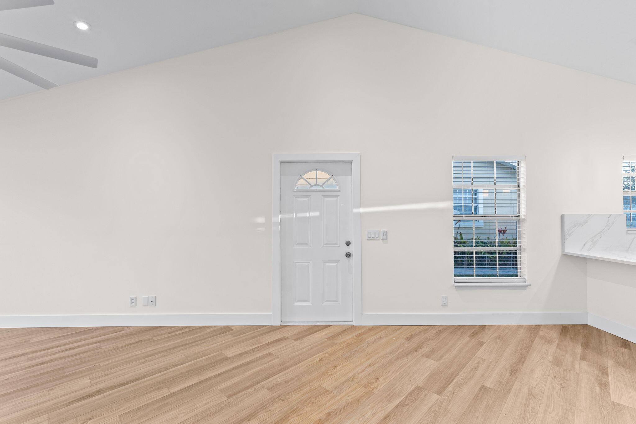 1662 Royal Forest Court