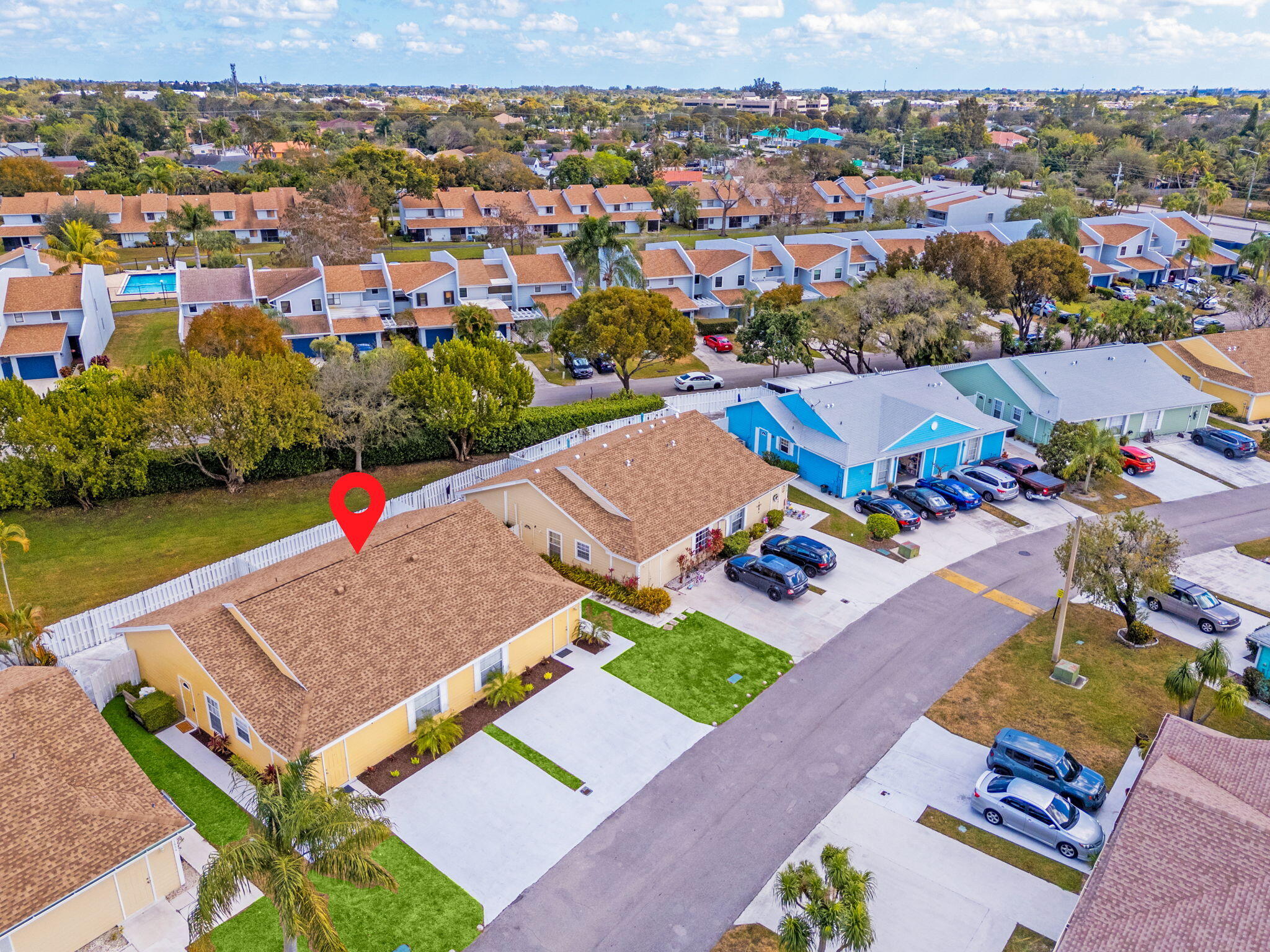 1662 Royal Forest Court