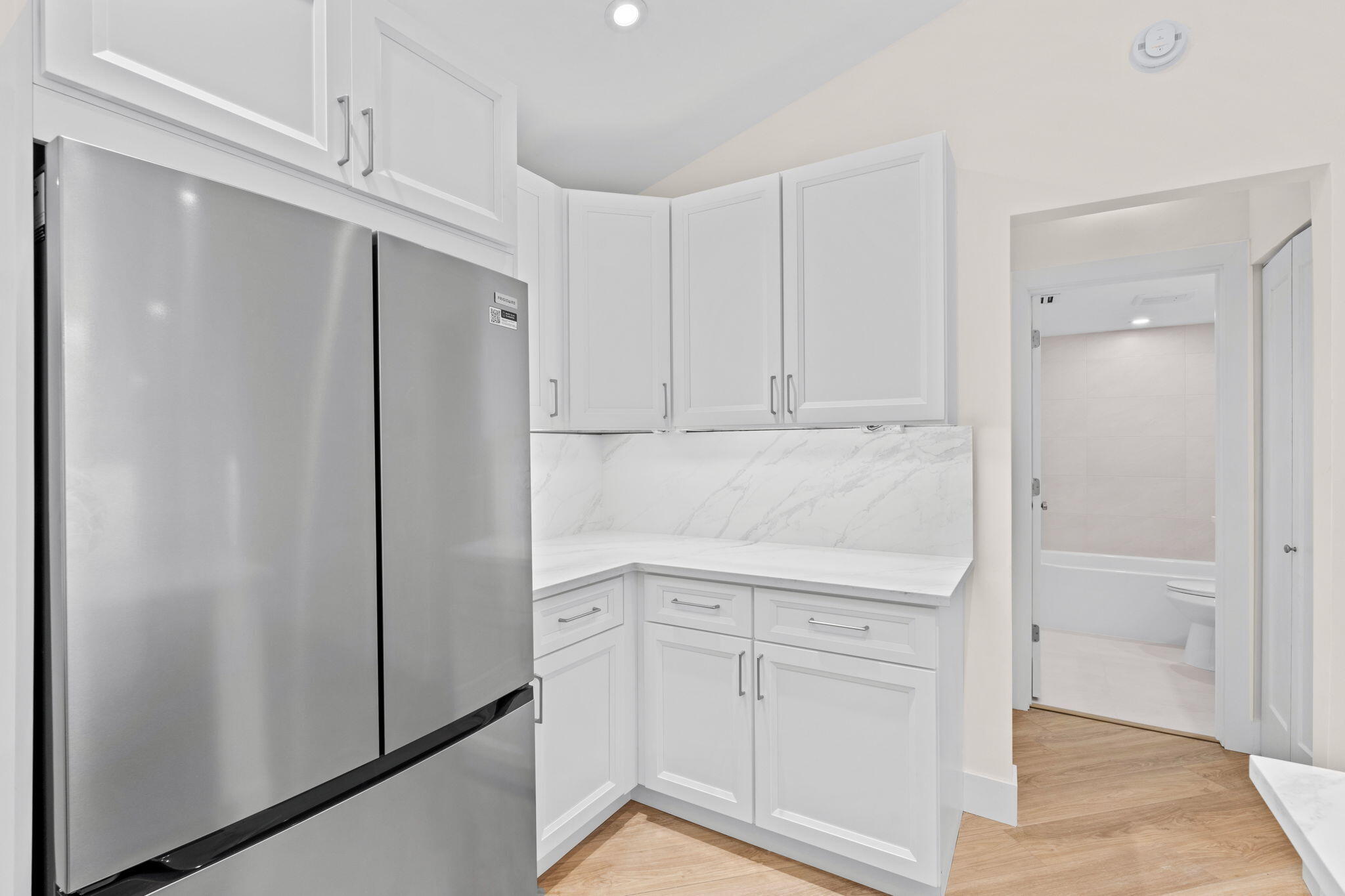 1662 Royal Forest Court