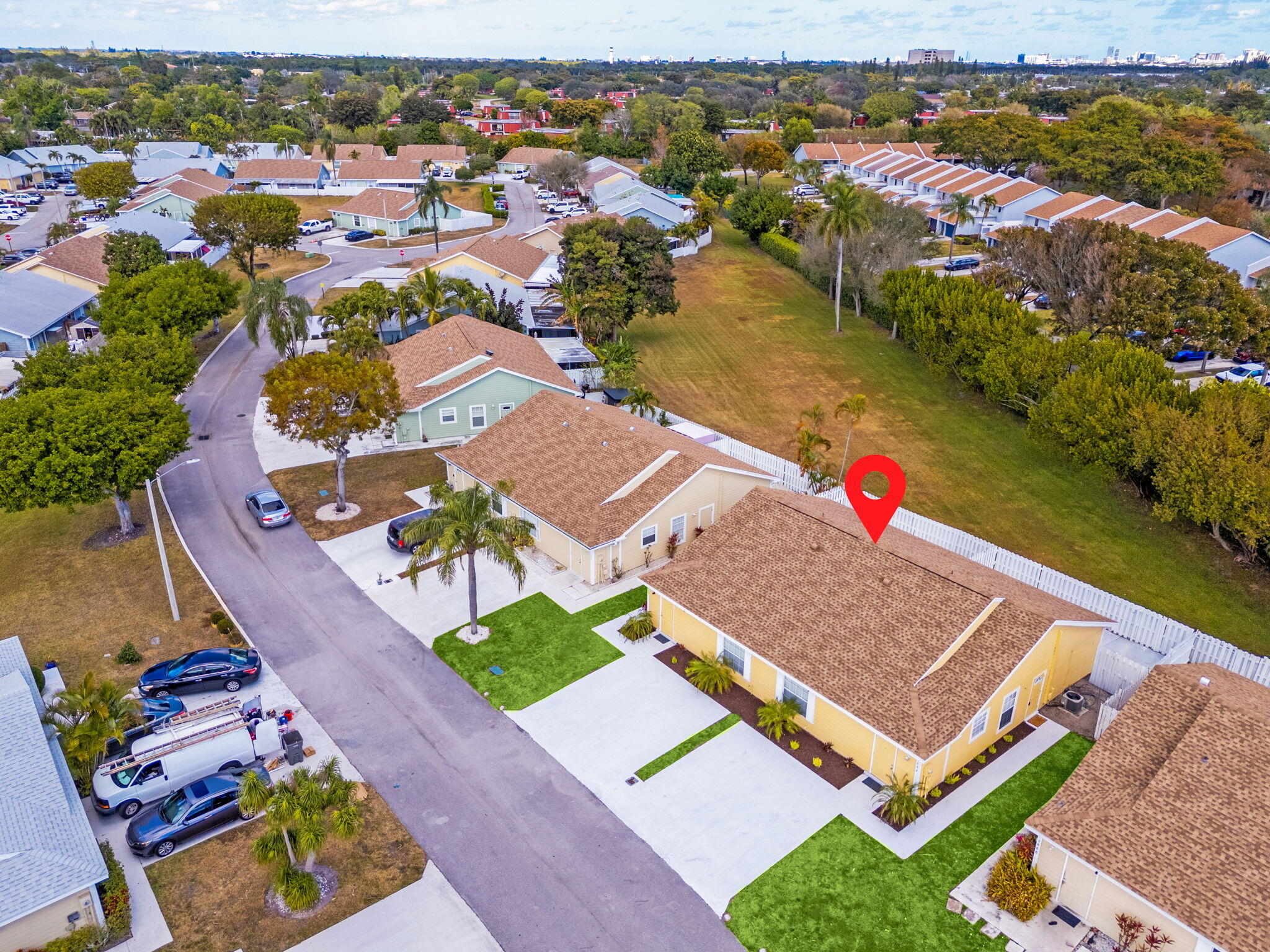 1662 Royal Forest Court