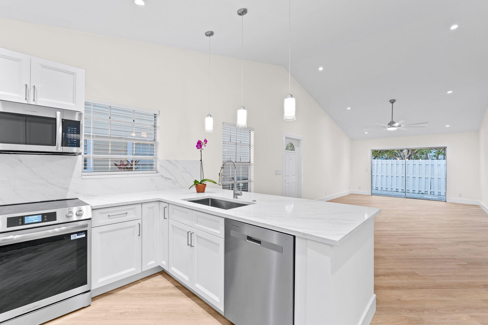 1658 Royal Forest Court Court