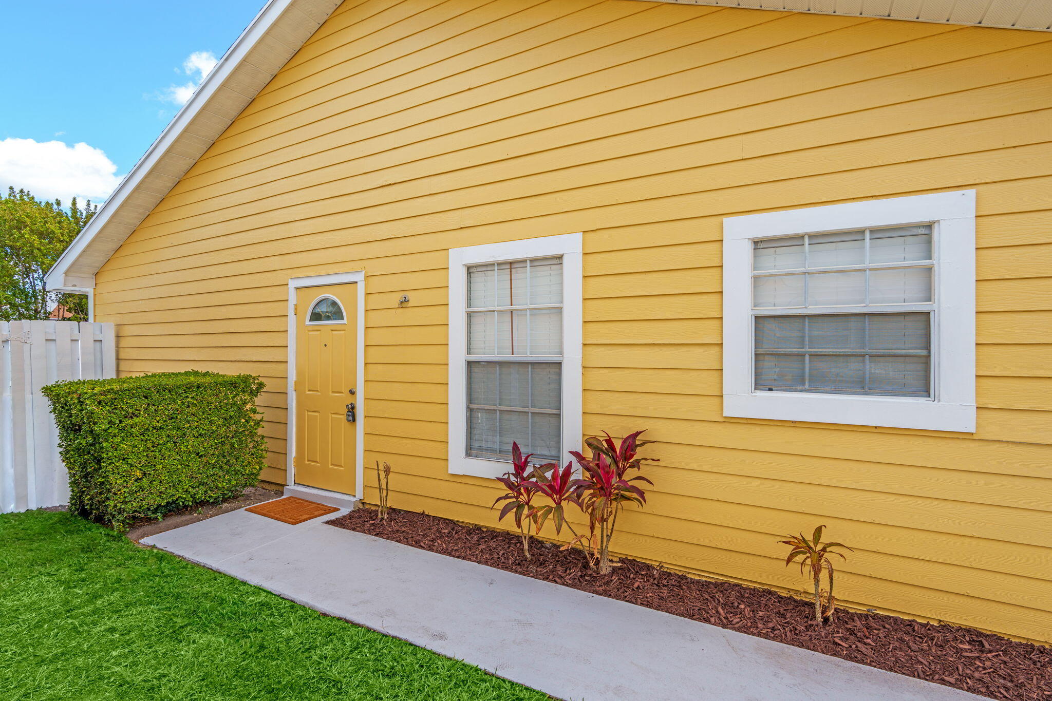 1658 Royal Forest Court Court