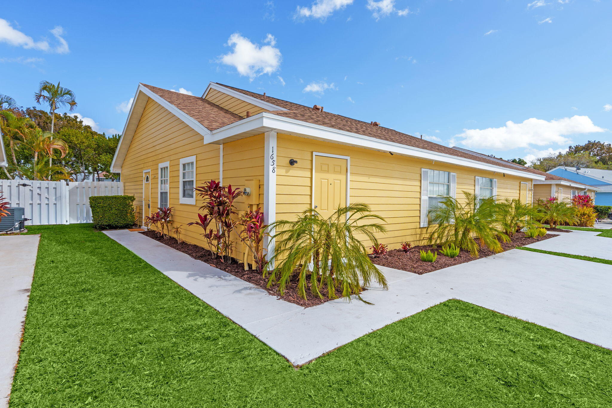 1658 Royal Forest Court Court