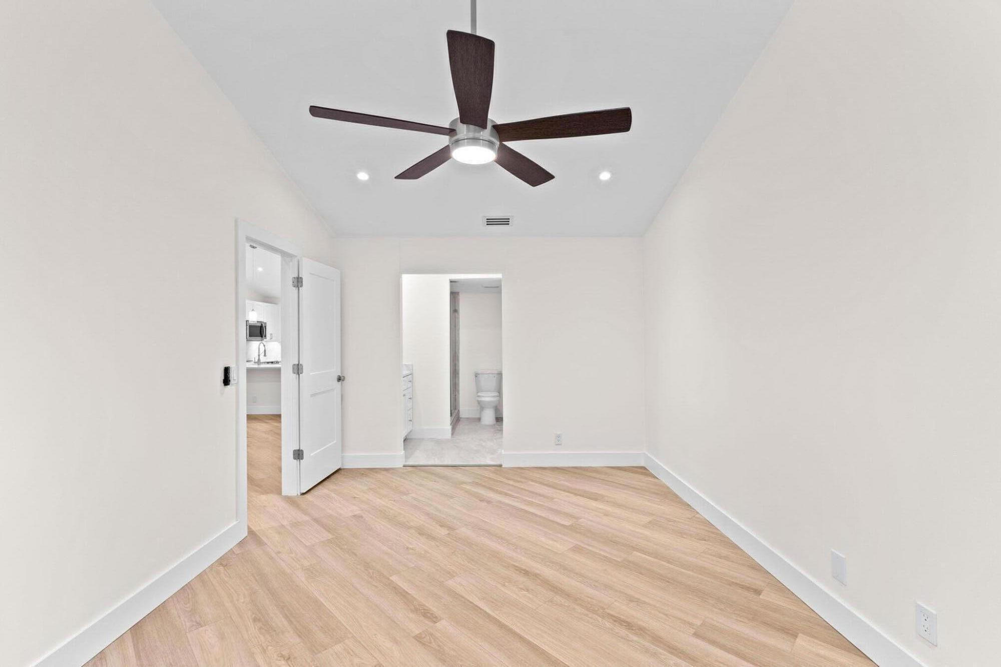 1658 Royal Forest Court Court