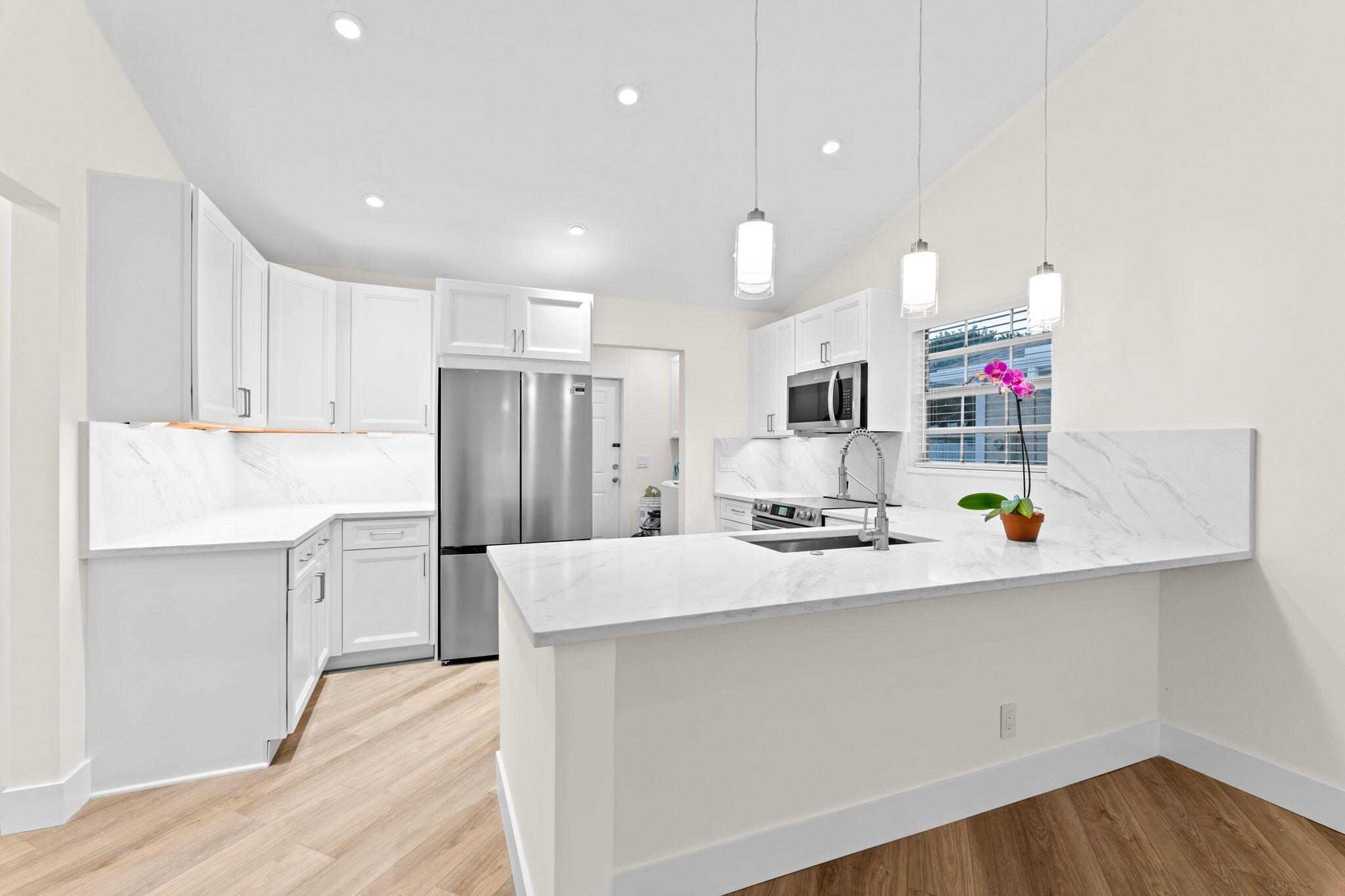 1658 Royal Forest Court Court