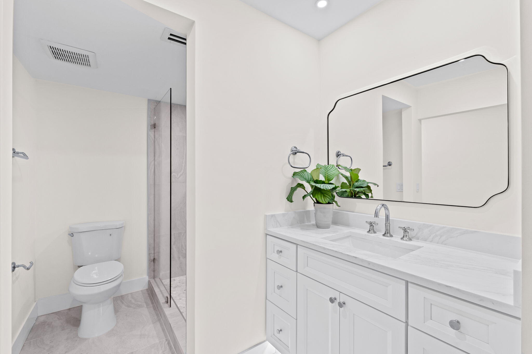 1658 Royal Forest Court Court