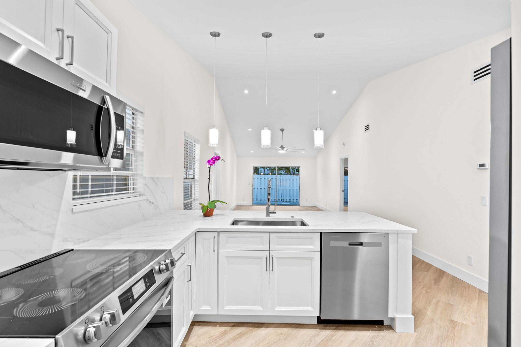 1658 Royal Forest Court Court