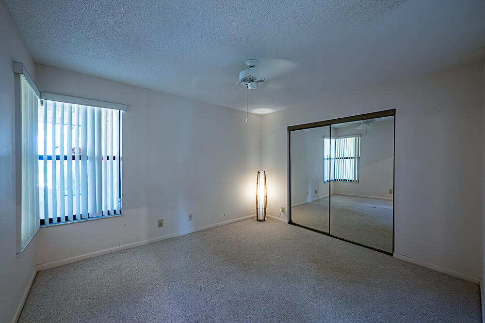 7667 SE Sugar Sand Circle