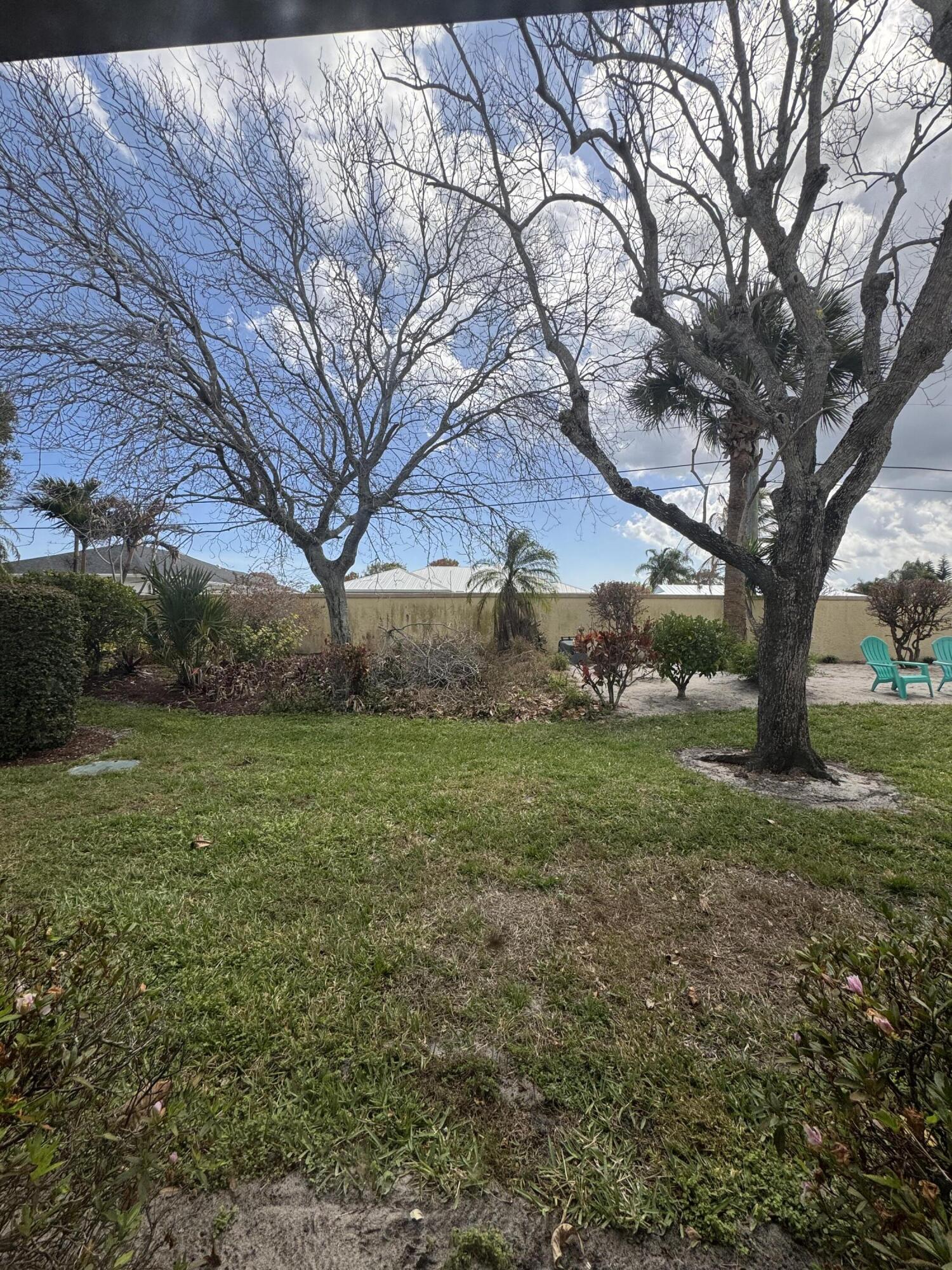 7667 SE Sugar Sand Circle