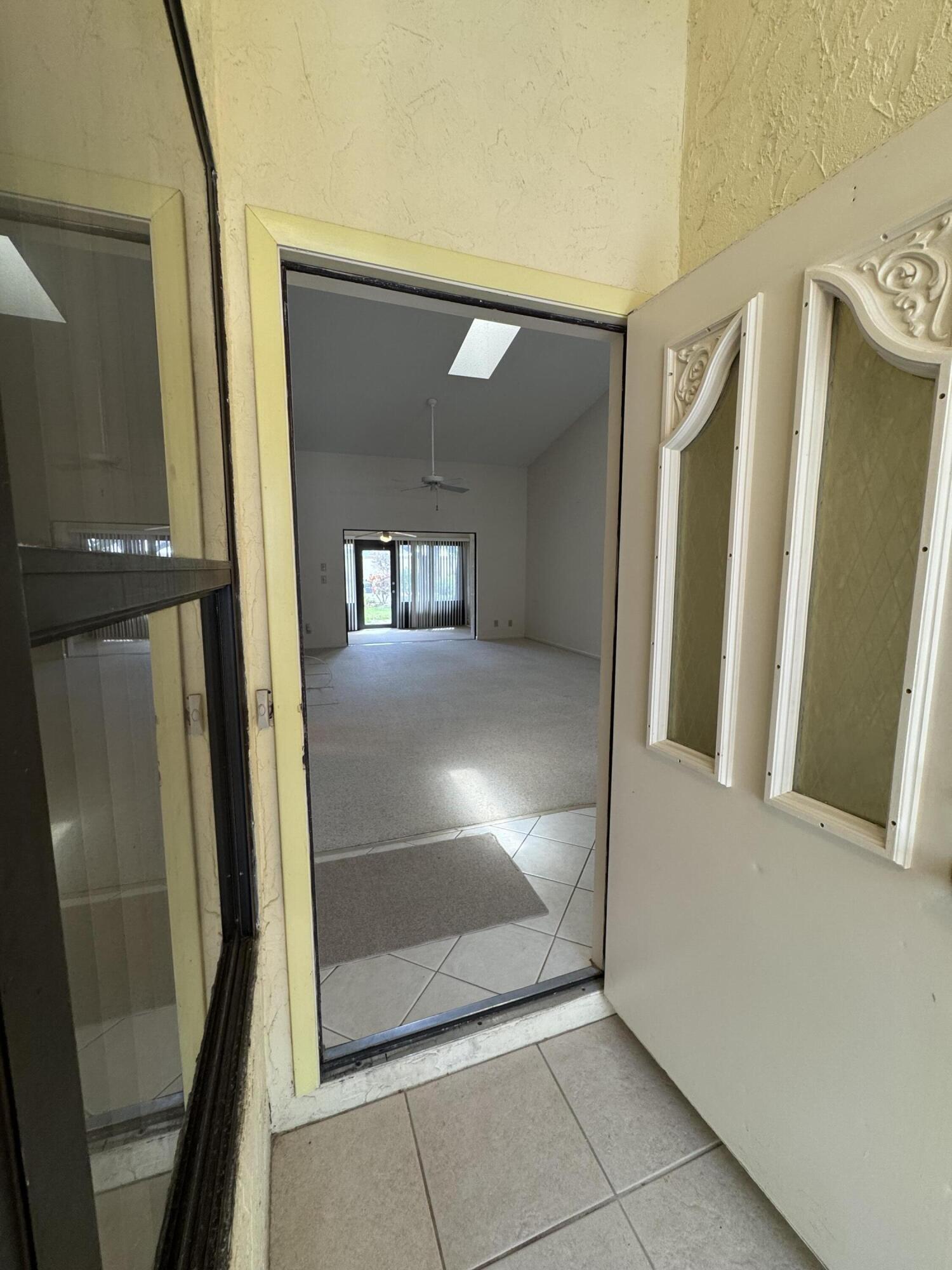 7667 SE Sugar Sand Circle