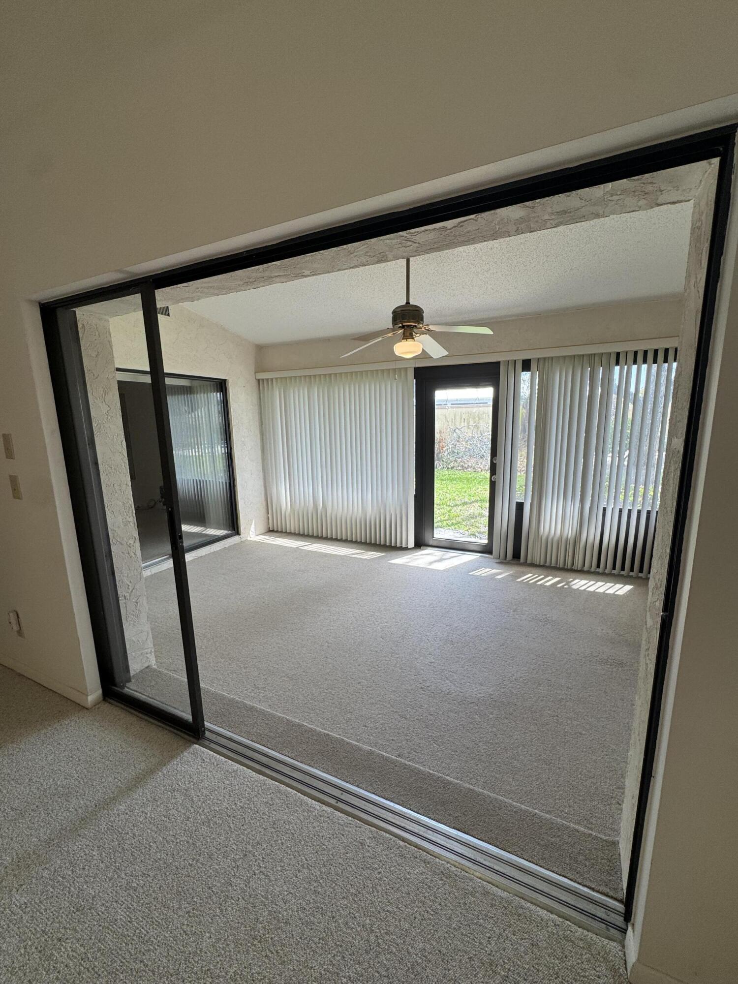 7667 SE Sugar Sand Circle