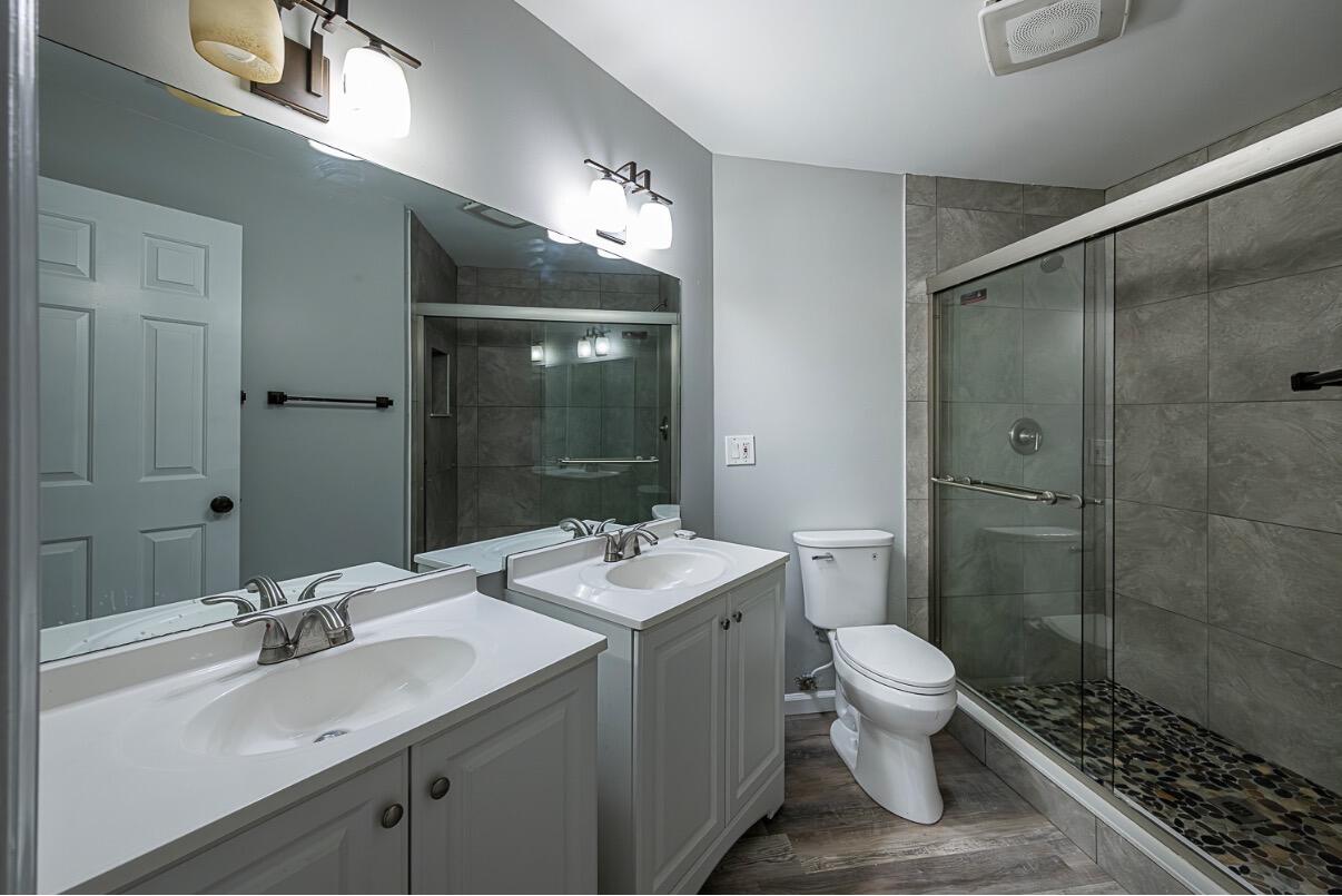 4300 Hazel Ave Avenue D