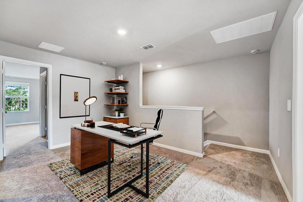 5748 SE Edgewater Circle