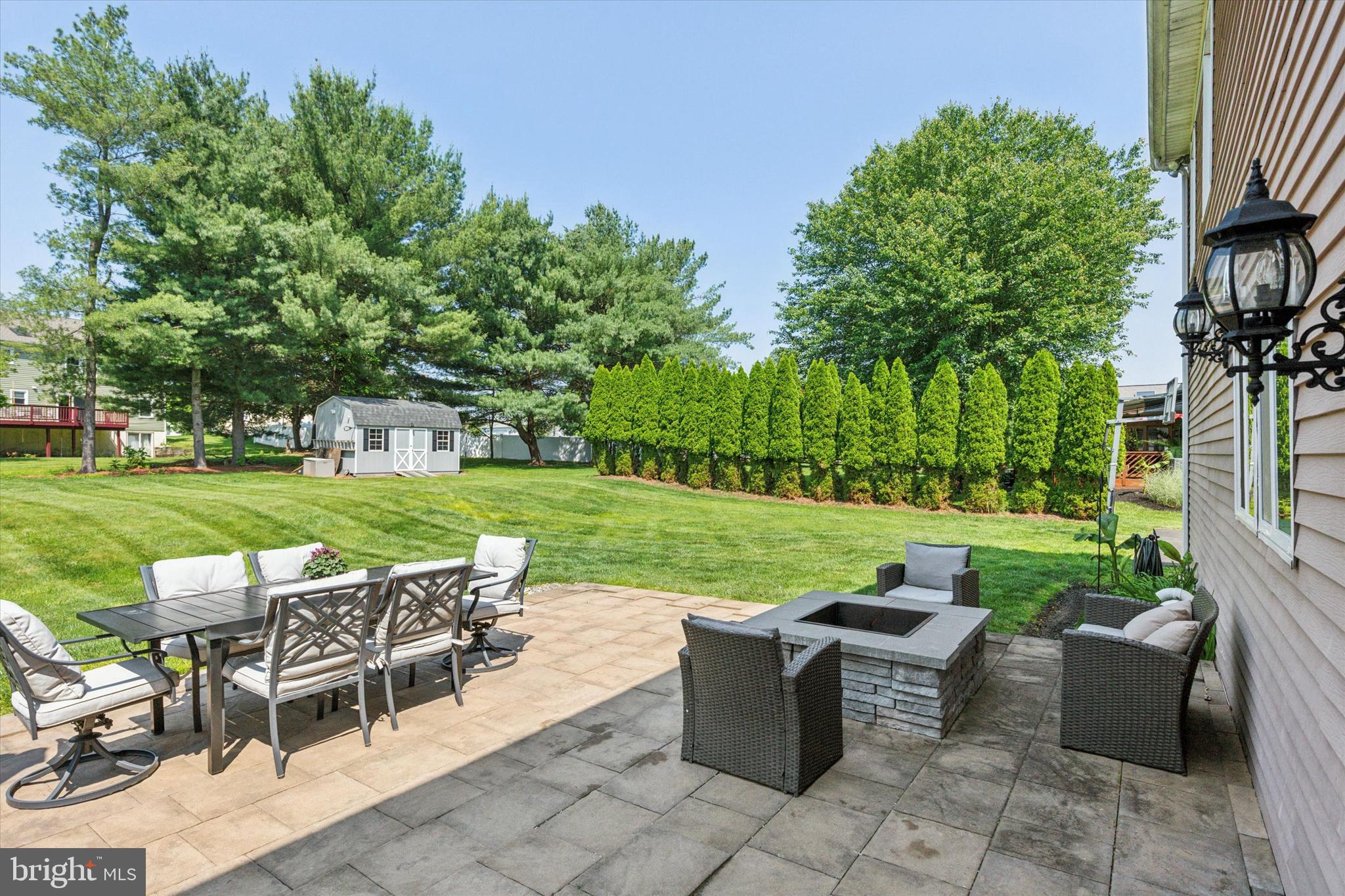 1004 WINDING RIVER LANE