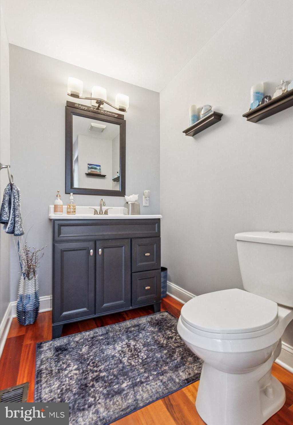 1004 WINDING RIVER LANE