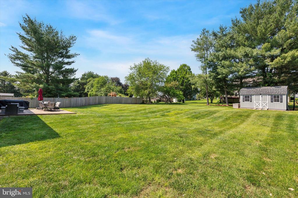 1004 WINDING RIVER LANE