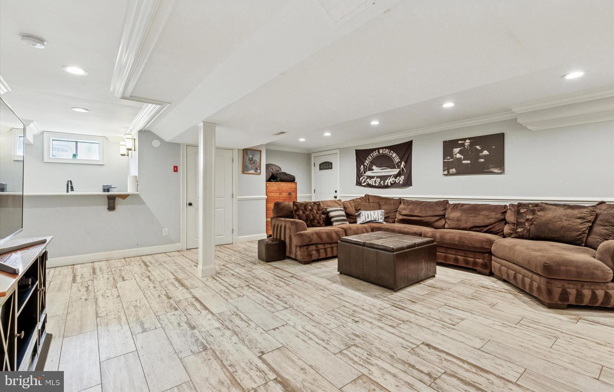 1004 WINDING RIVER LANE