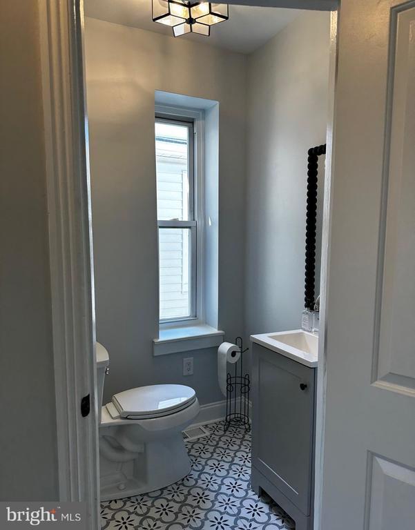 221 WALNUT STREET
