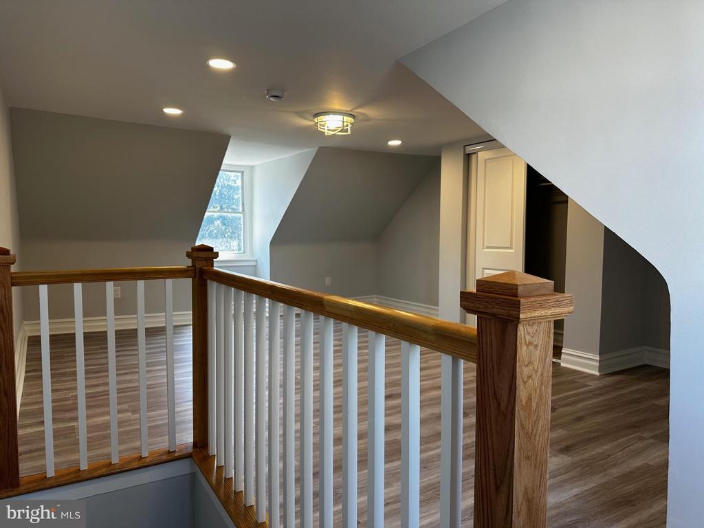 221 WALNUT STREET