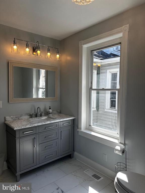 221 WALNUT STREET