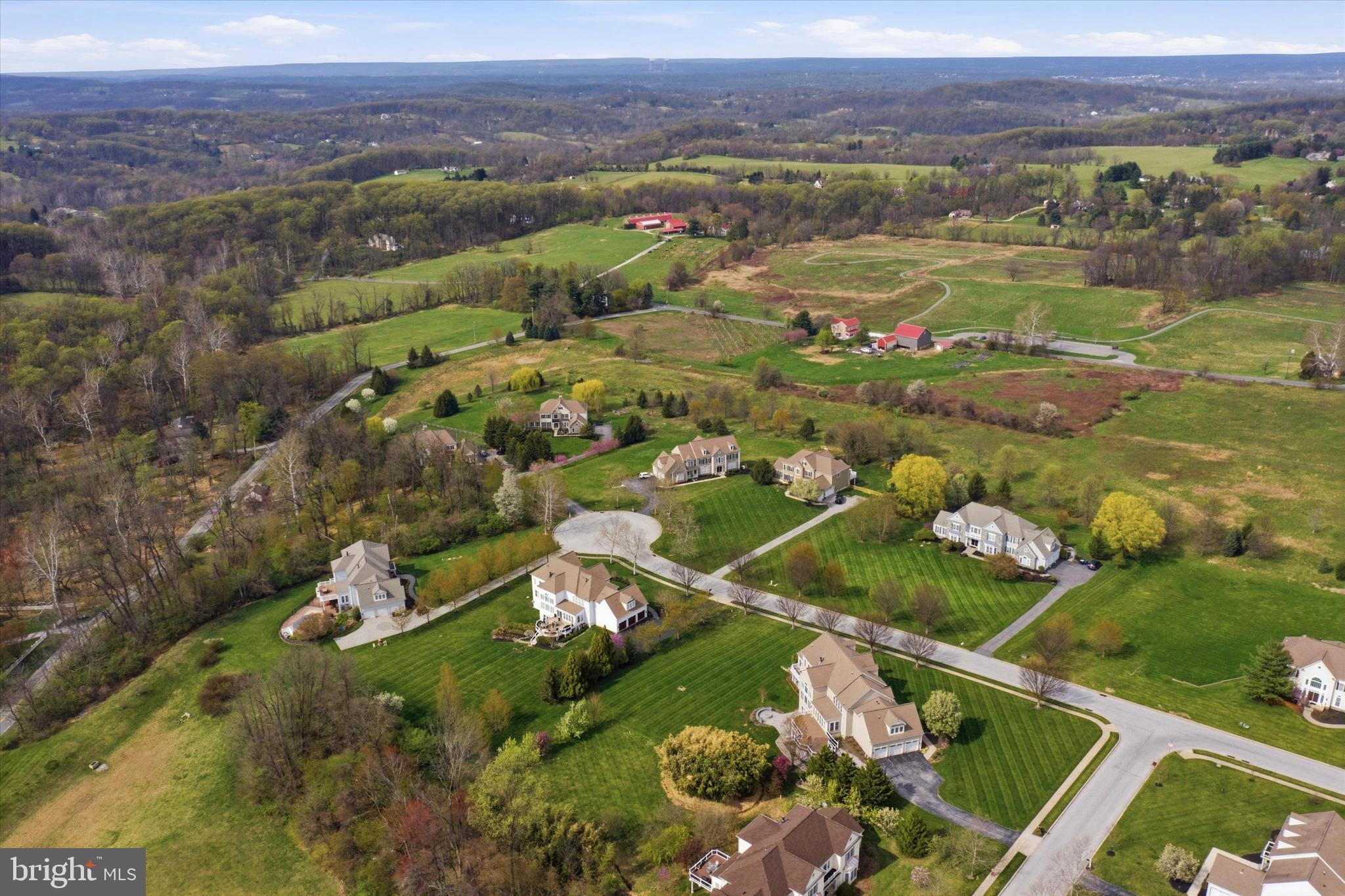 8 DEERFIELD DRIVE