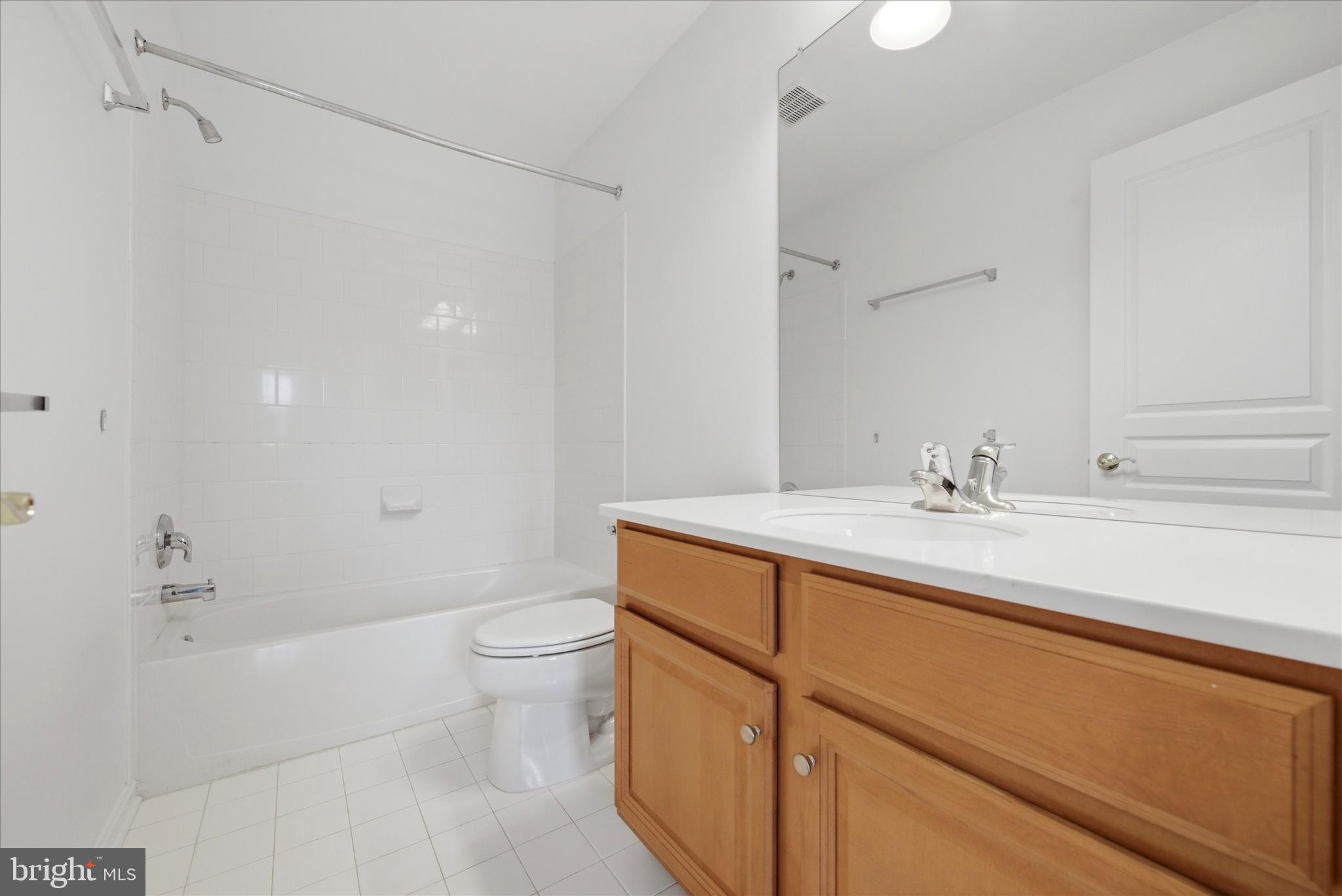 8 DEERFIELD DRIVE