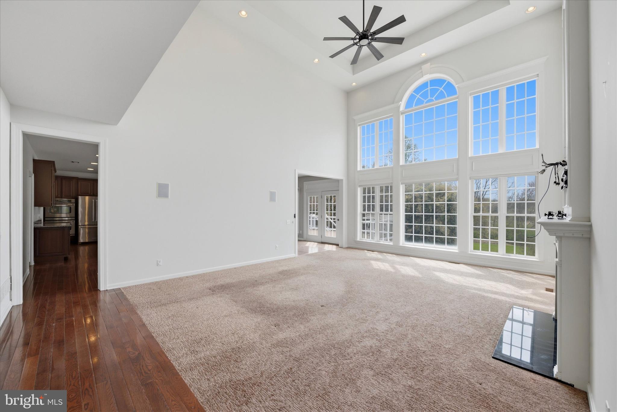 8 DEERFIELD DRIVE