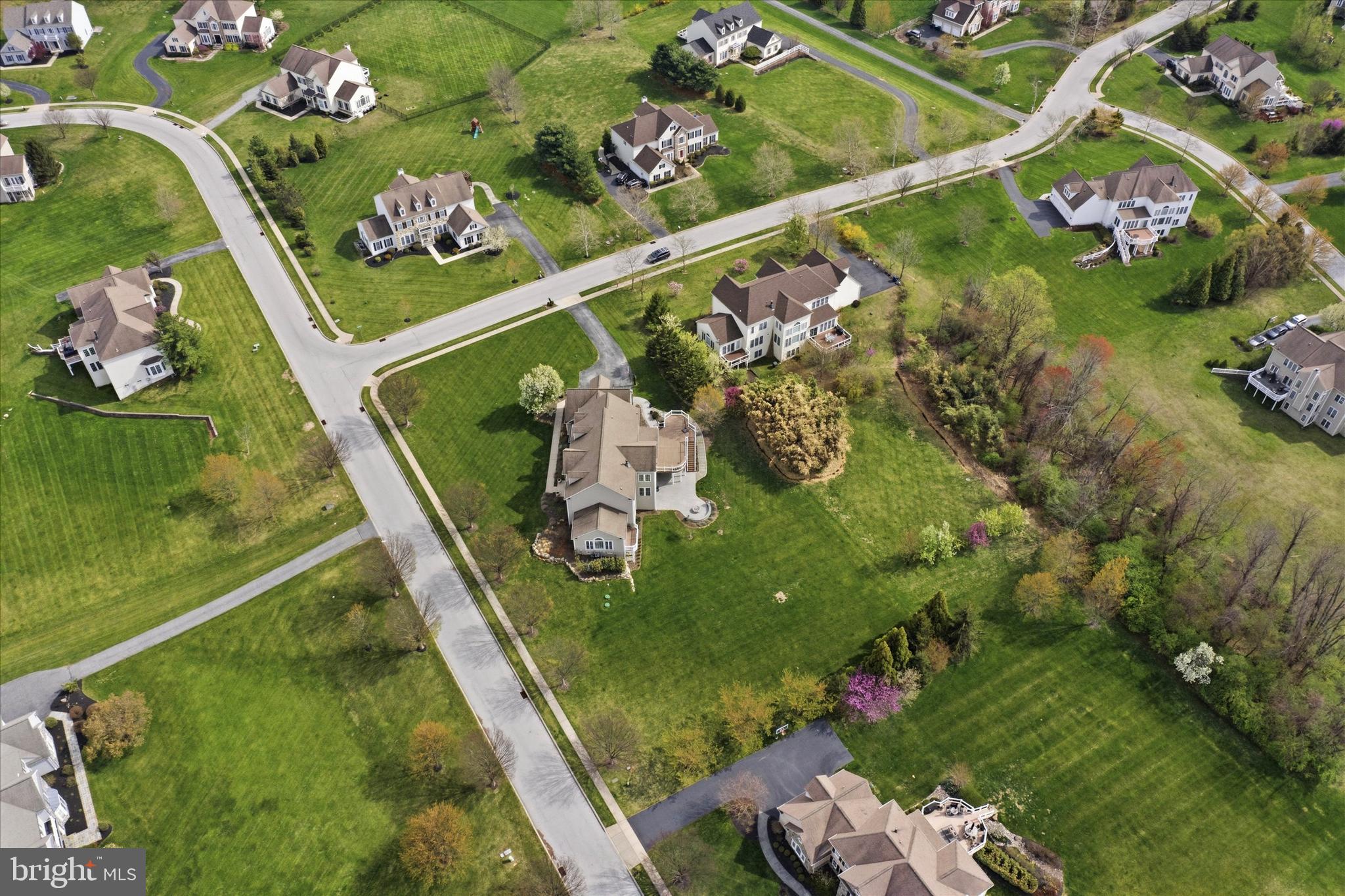 8 DEERFIELD DRIVE