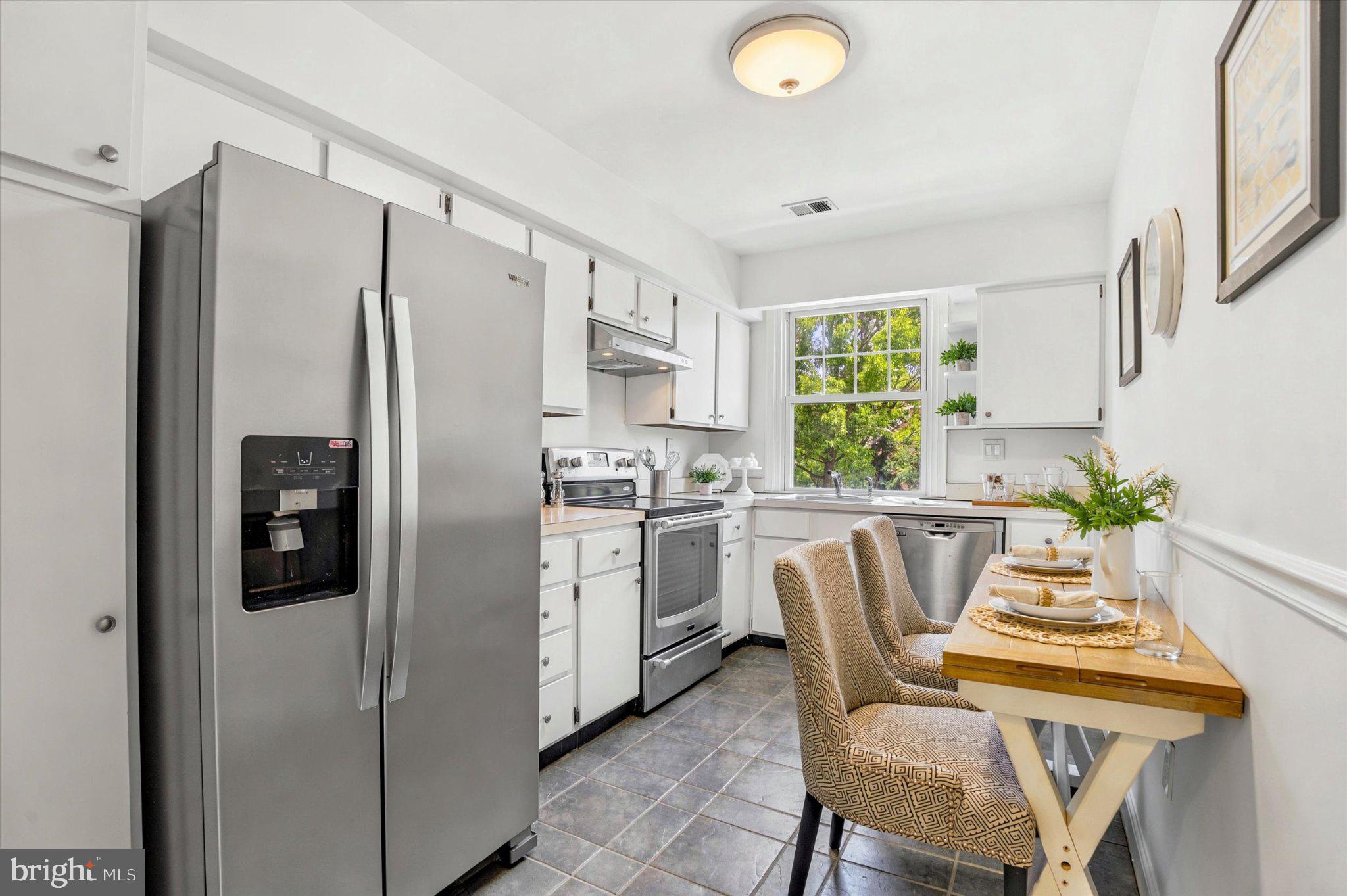 500 E LANCASTER AVENUE 105C