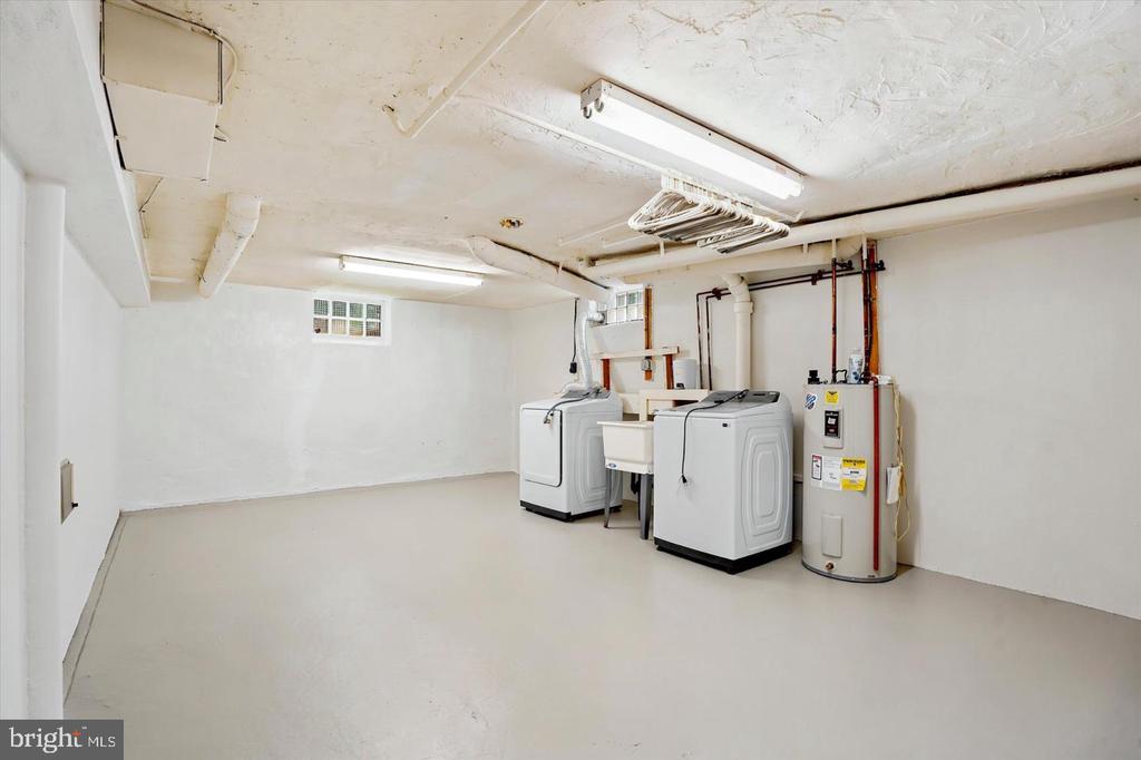 500 E LANCASTER AVENUE Unit: 105C