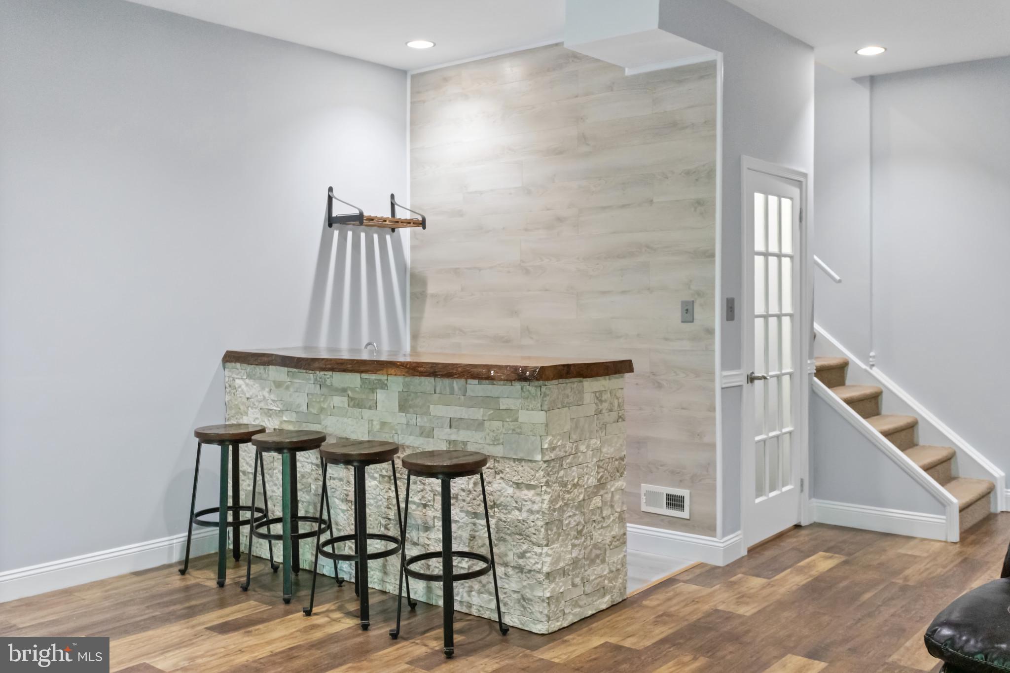 201 GEORGETOWNE COURT