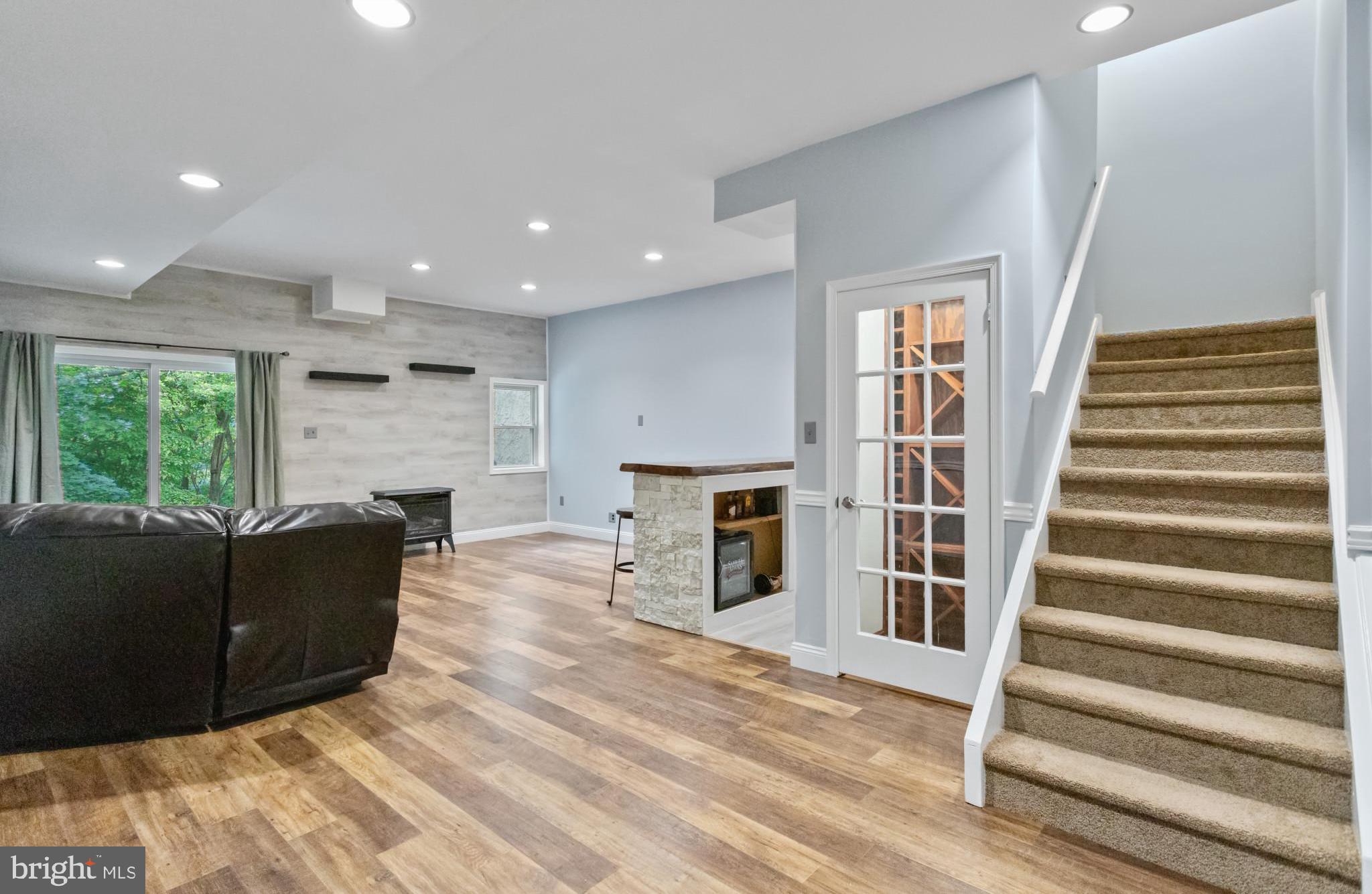 201 GEORGETOWNE COURT