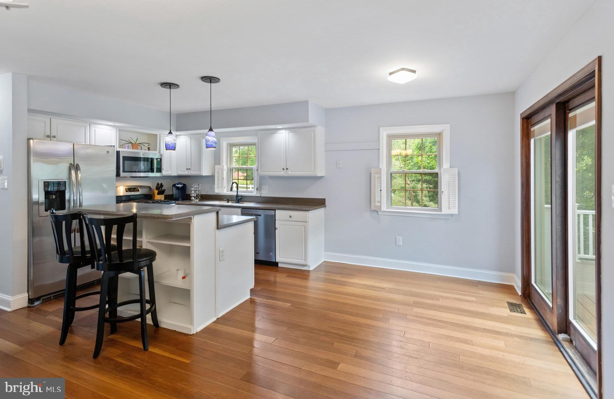 201 GEORGETOWNE COURT