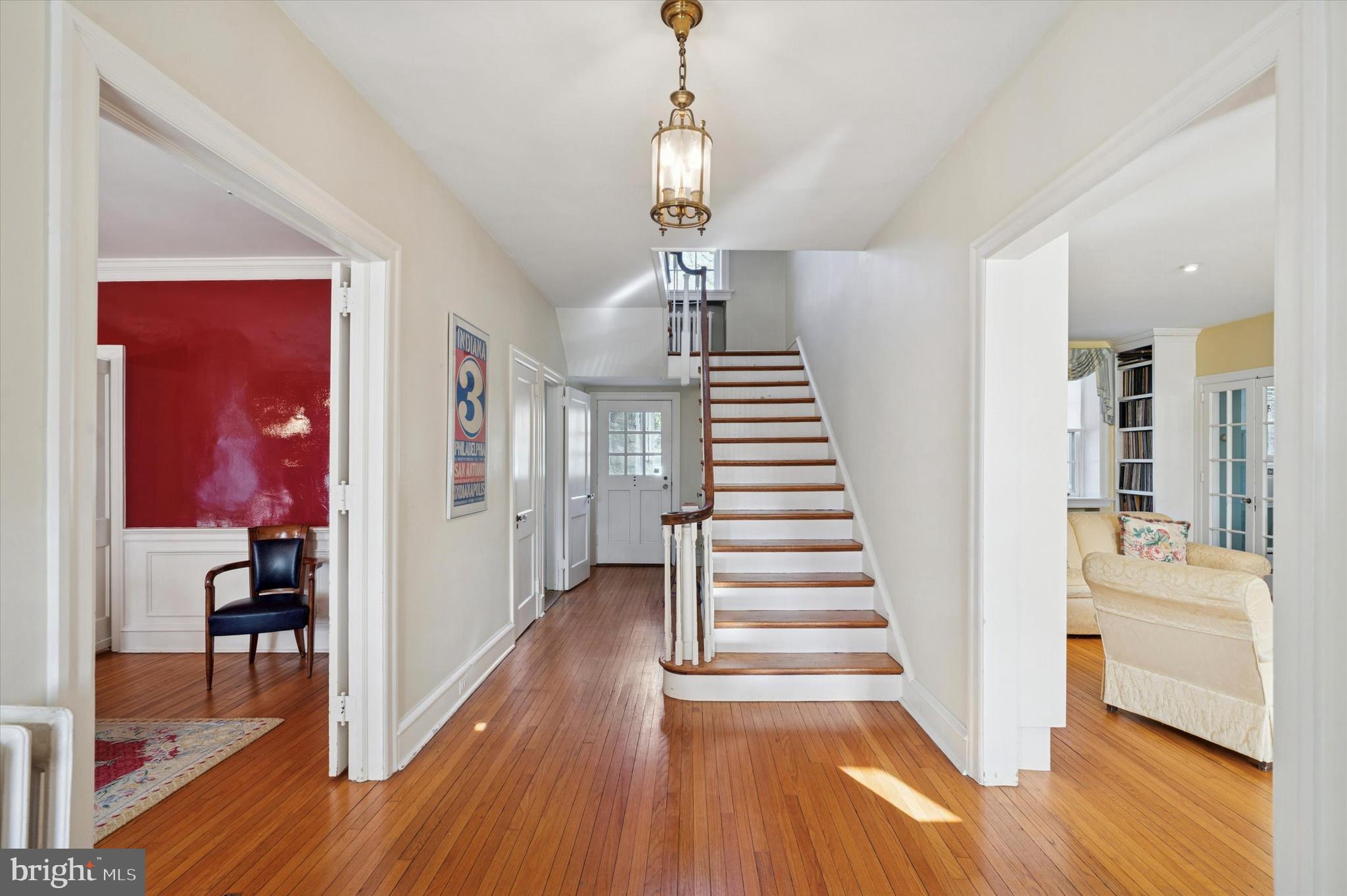 353 WOODLEY ROAD