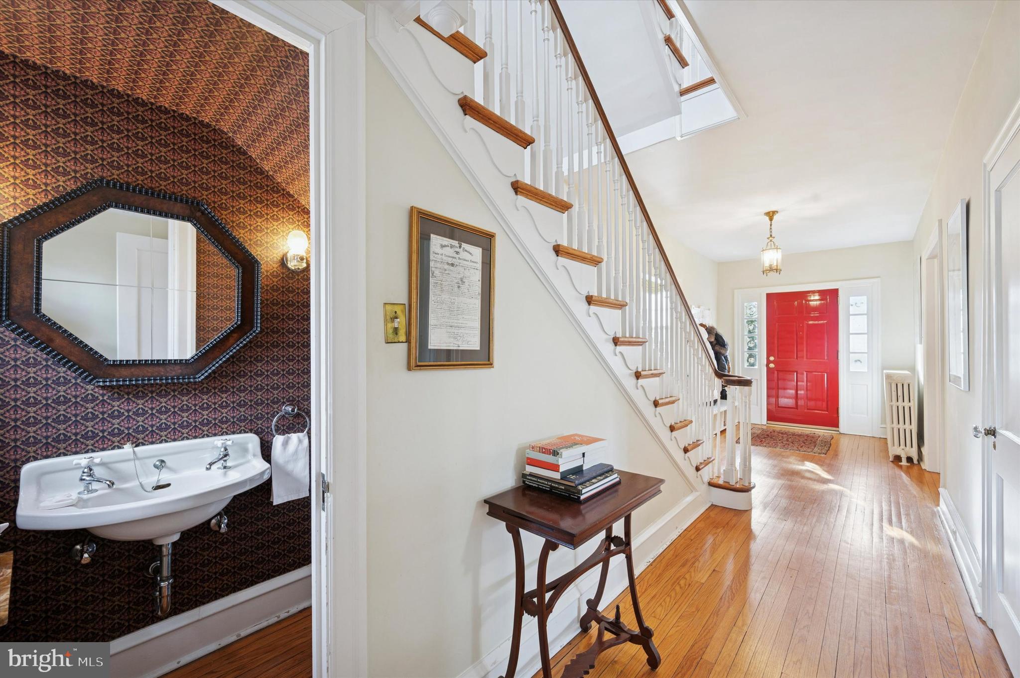 353 WOODLEY ROAD