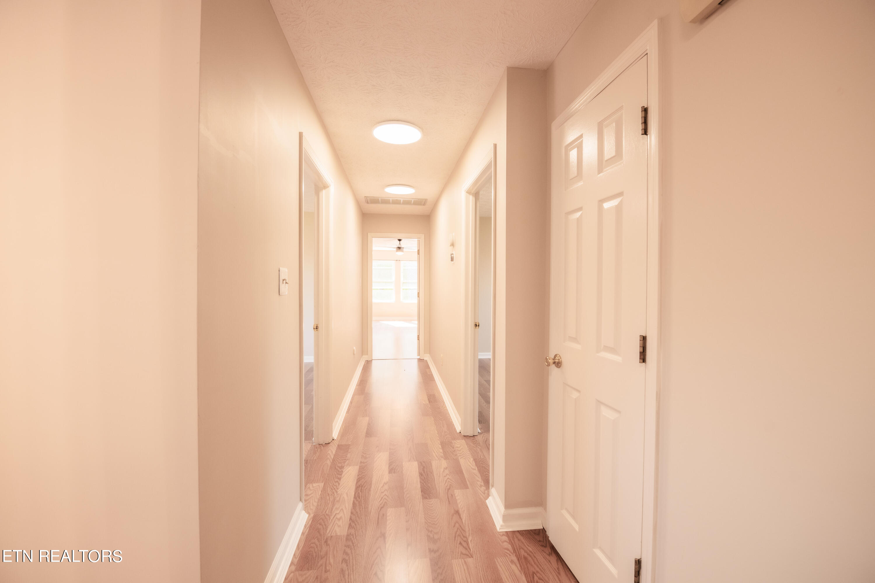 220 Long Bow Rd