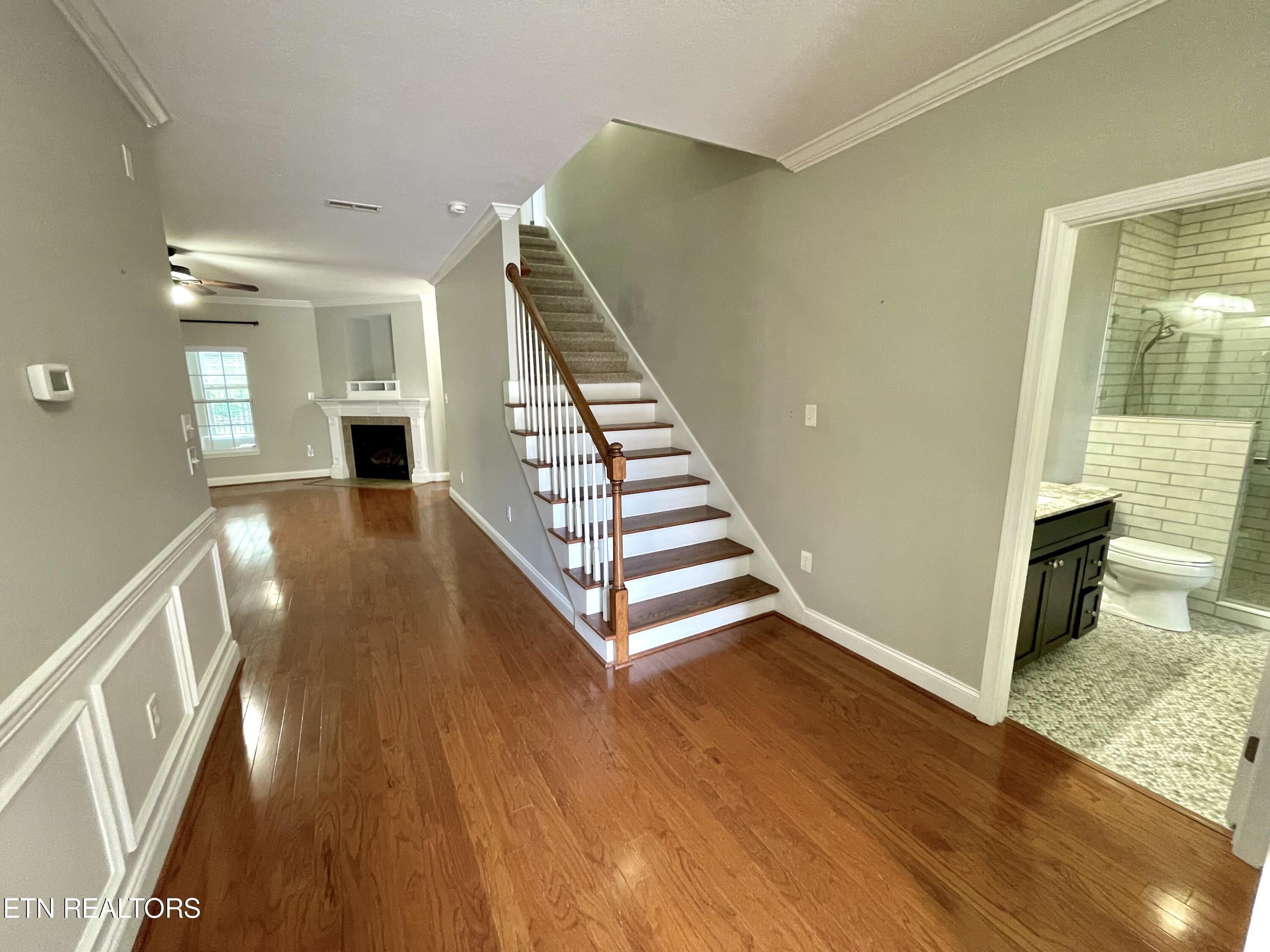 5551 Beverly Square Way